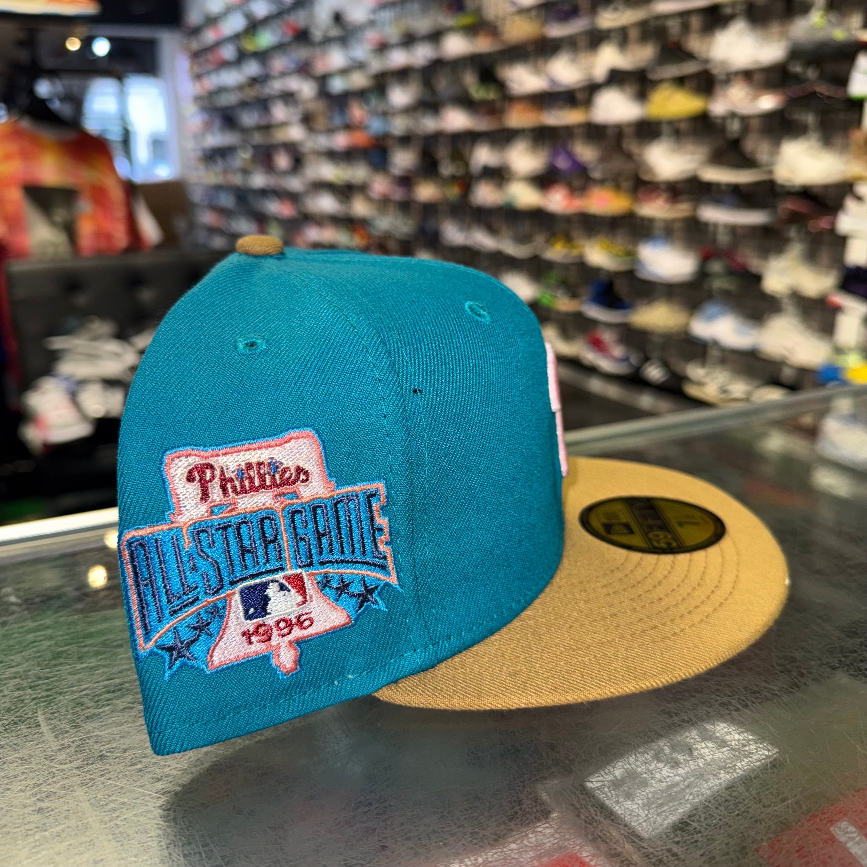 Size 7 1/2 New Era Fitted Hat “Phillies” Brand New