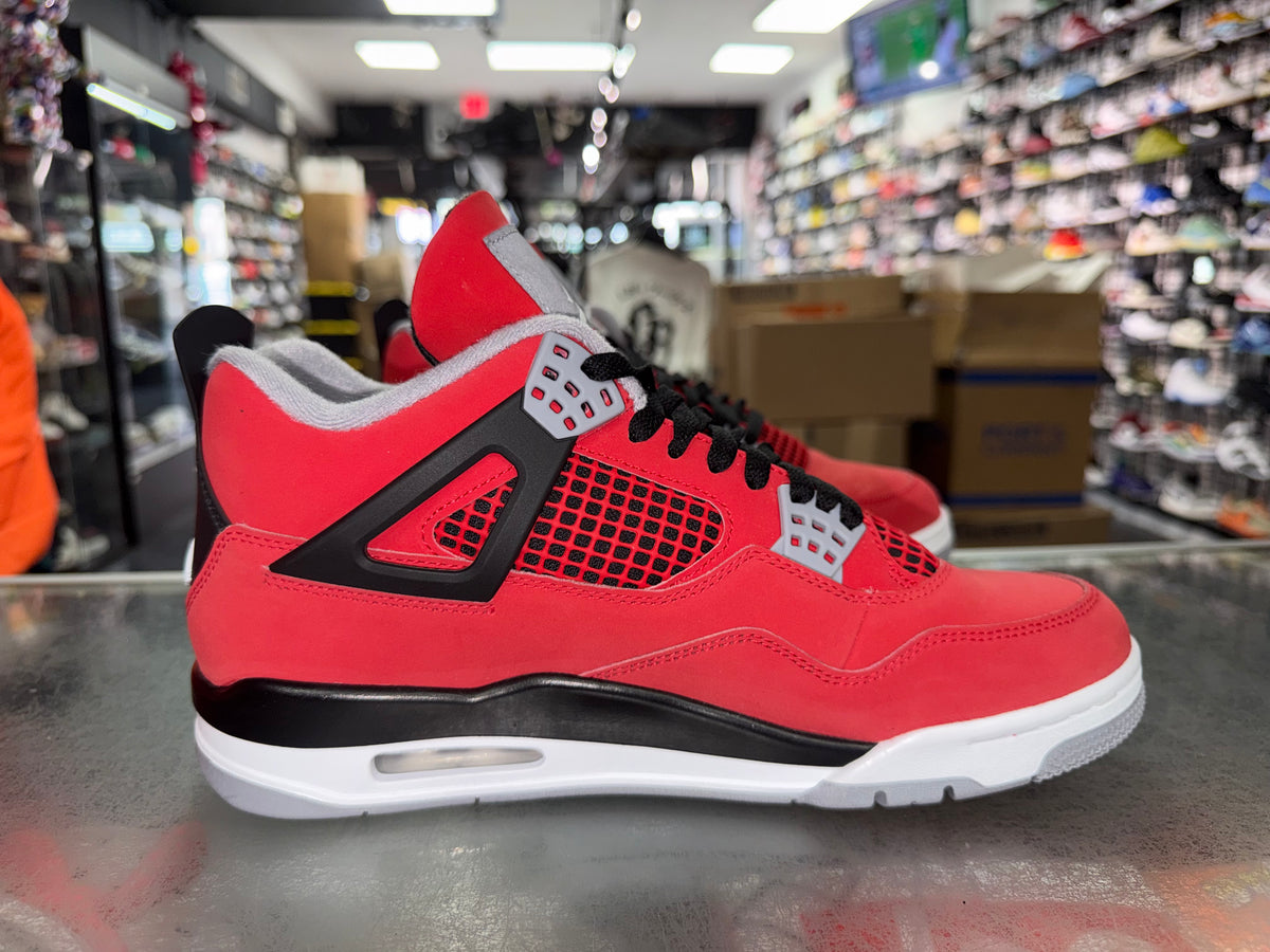 Air Jordan 4 Toro Bravo sneaker, pre-owned, size 10.5 – view 3