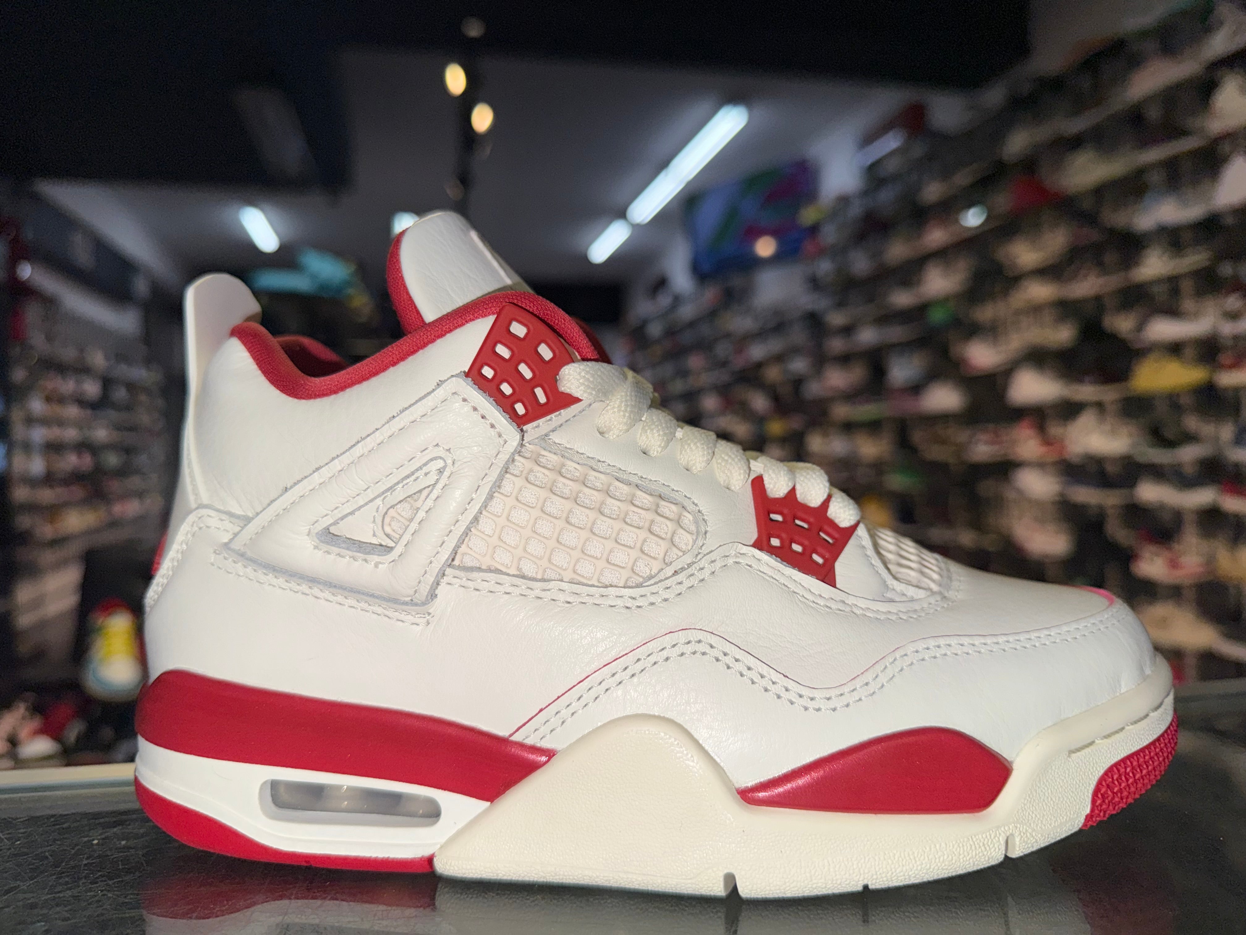 Size 5 (6.5W) Air Jordan 4 "Valentine's Day Sierra Red" Brand New