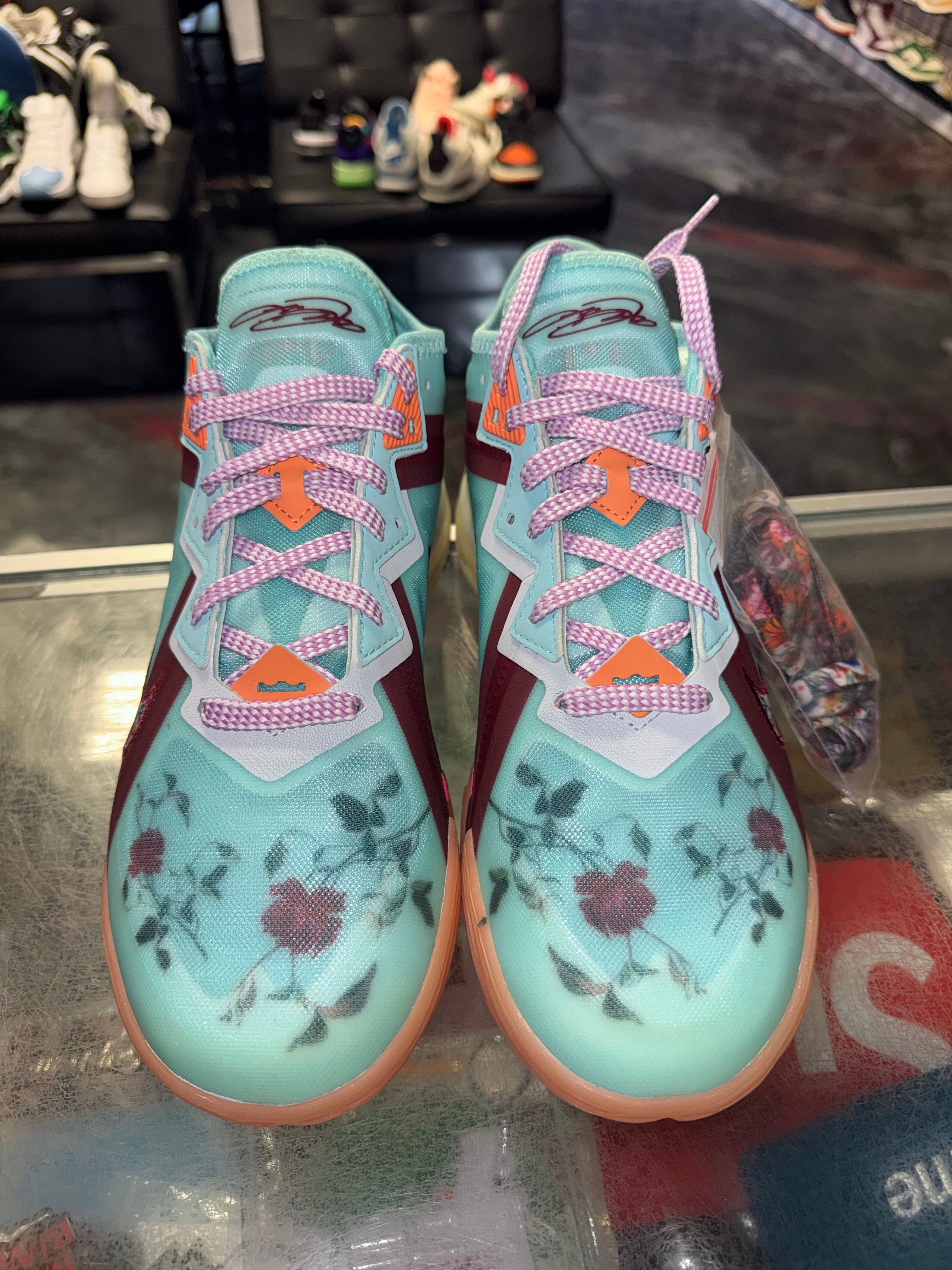 Size 8 Lebron 18 Low "Mimi Plange Daughters Floral" Brand New