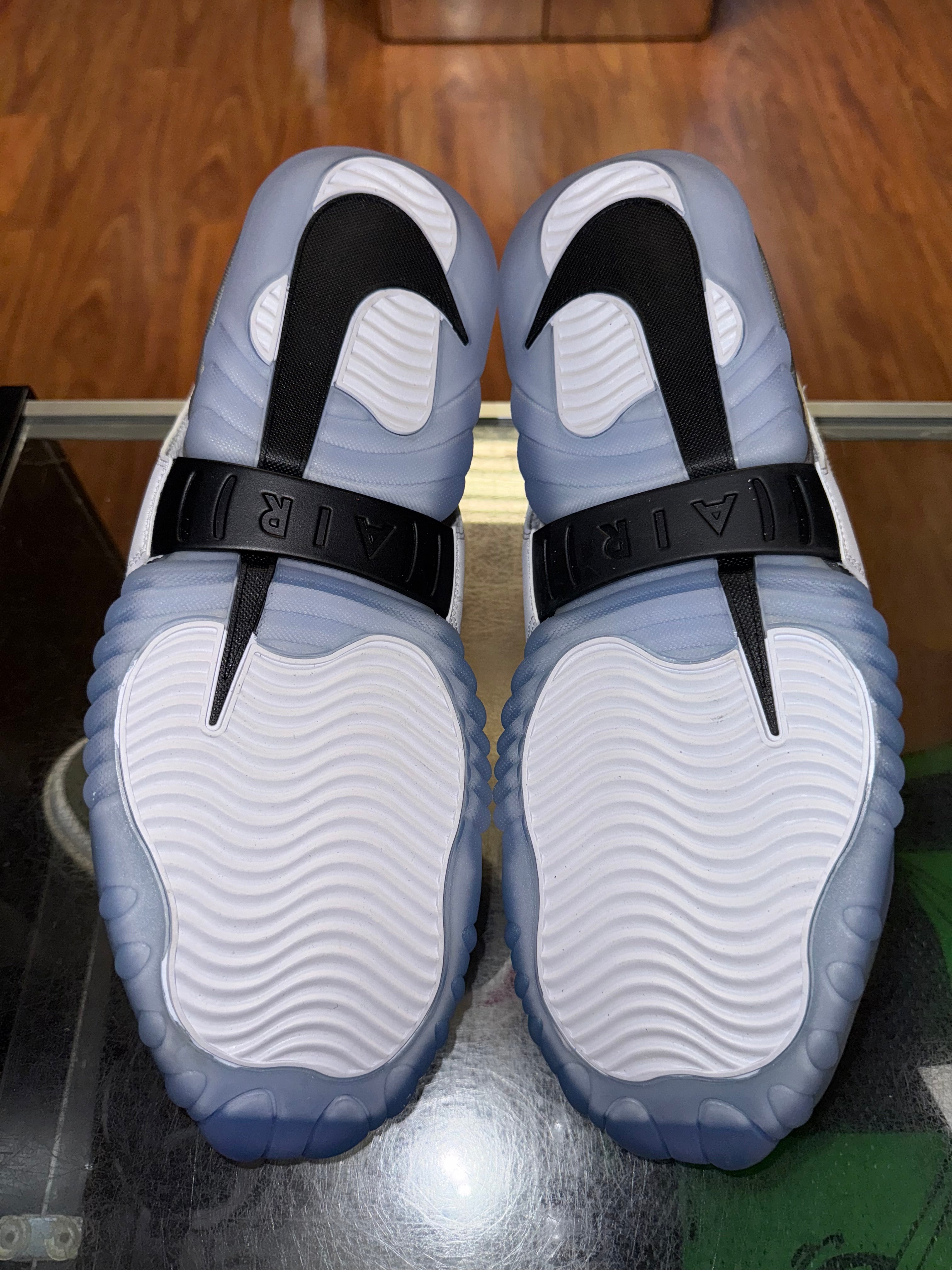 Size 13.5 (15W) Air Adjust Force “Metallic Silver” Brand New