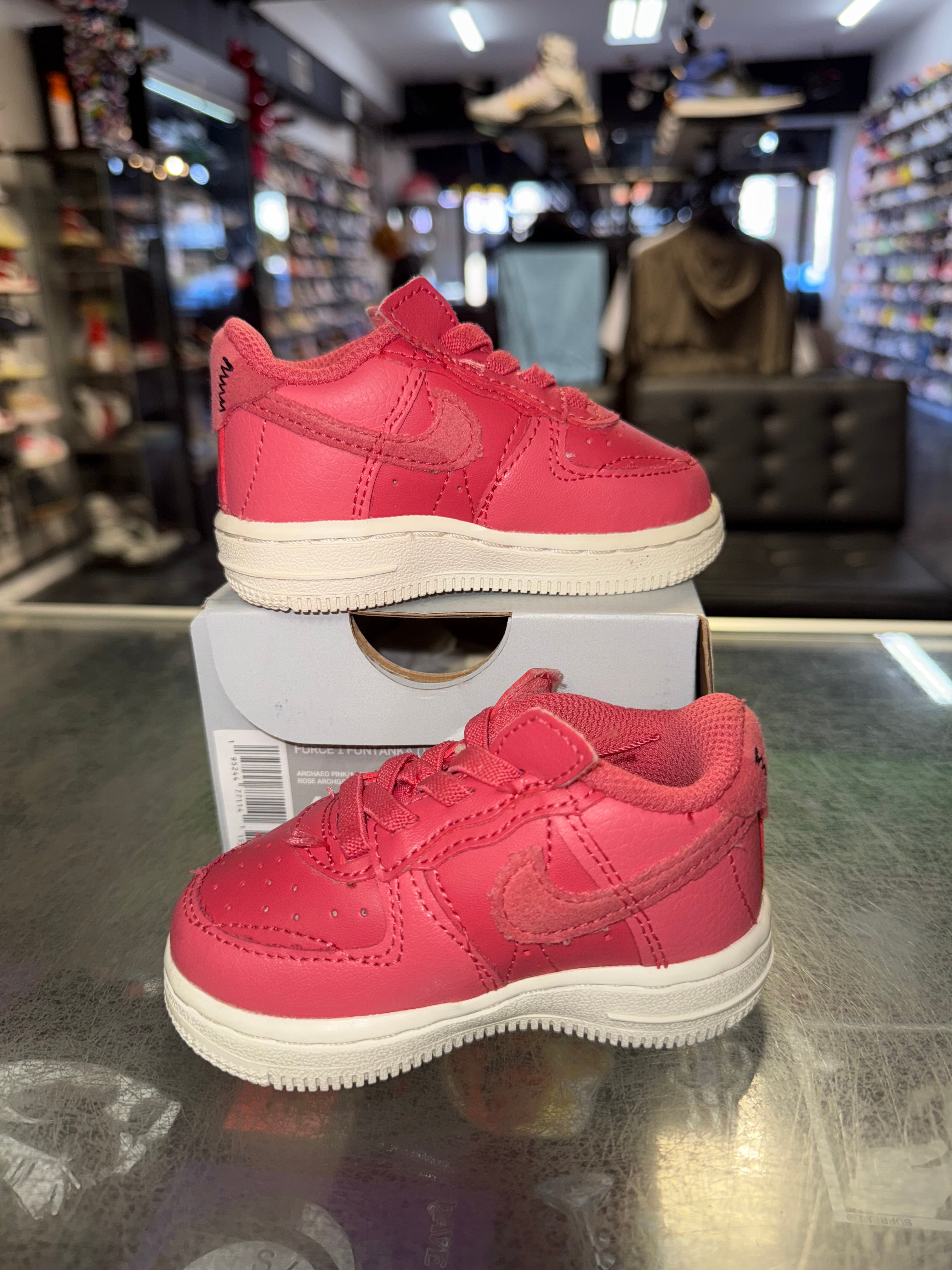 Size 4c Air Force 1 Low “Archeo Pink”  (TD)