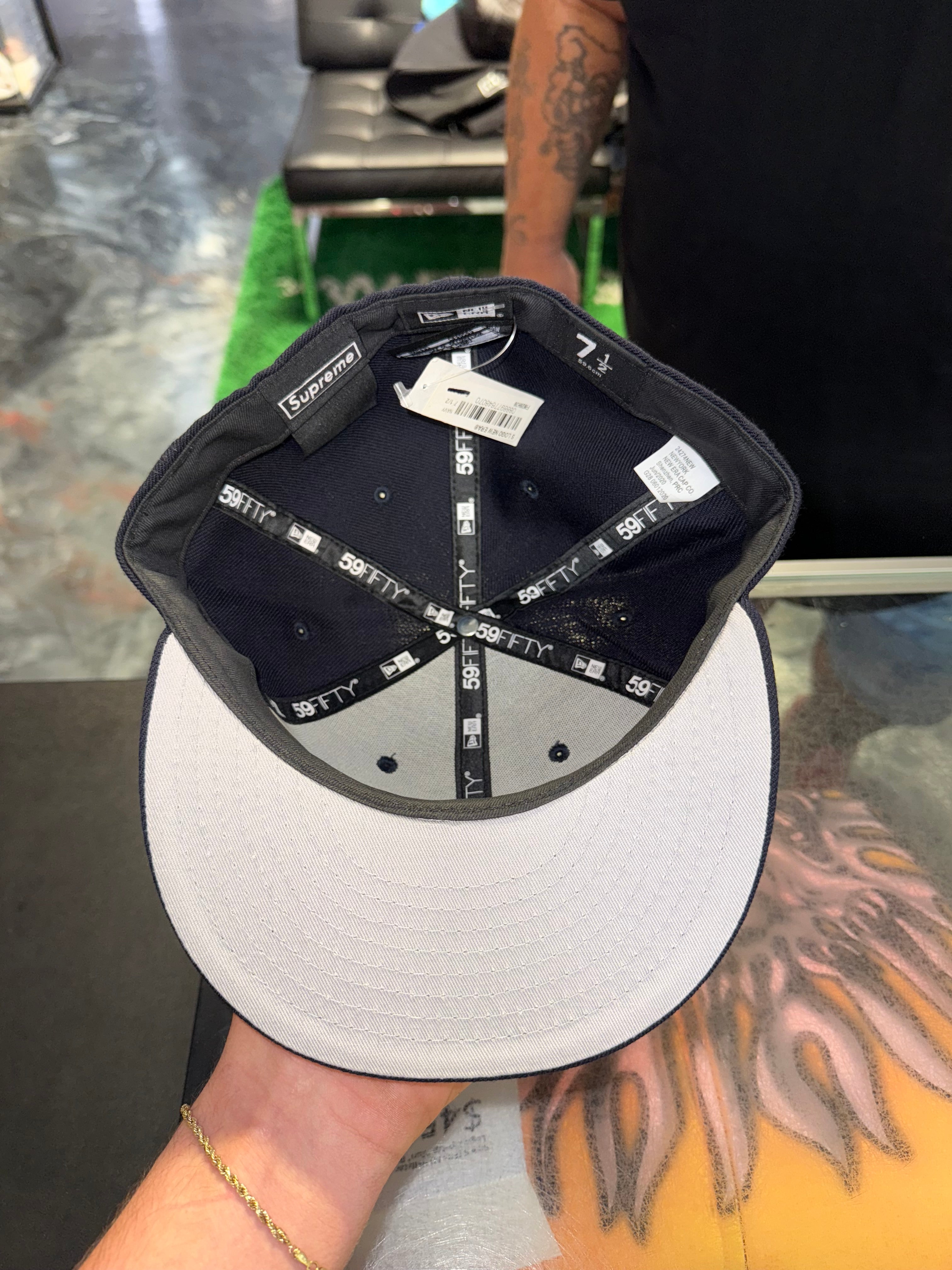 Size 7 1/2 Supreme Snow Cap Fitted Hat “Navy” Brand New – Direct Kicks