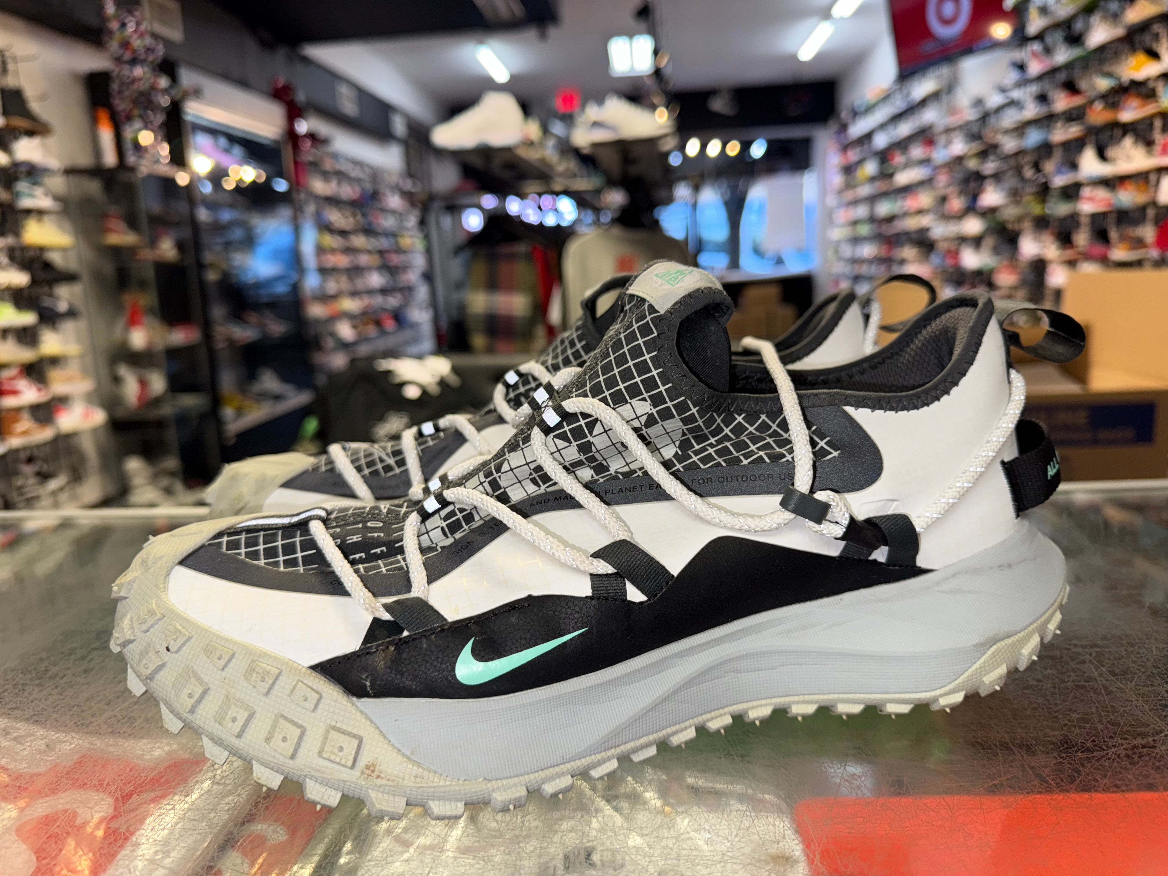 Size 11.5 Nike ACG Mountain Fly Low "Light Menta"