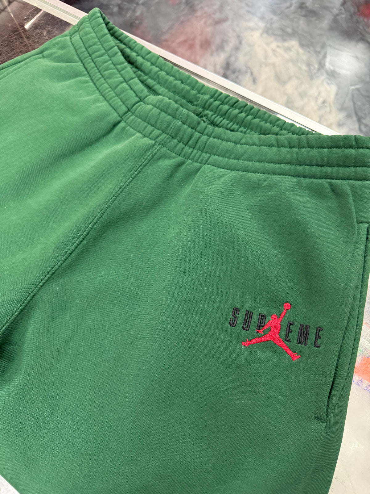 Supreme x Air Jordan Sweatpants Green, new, size S (Fits M) – view 4