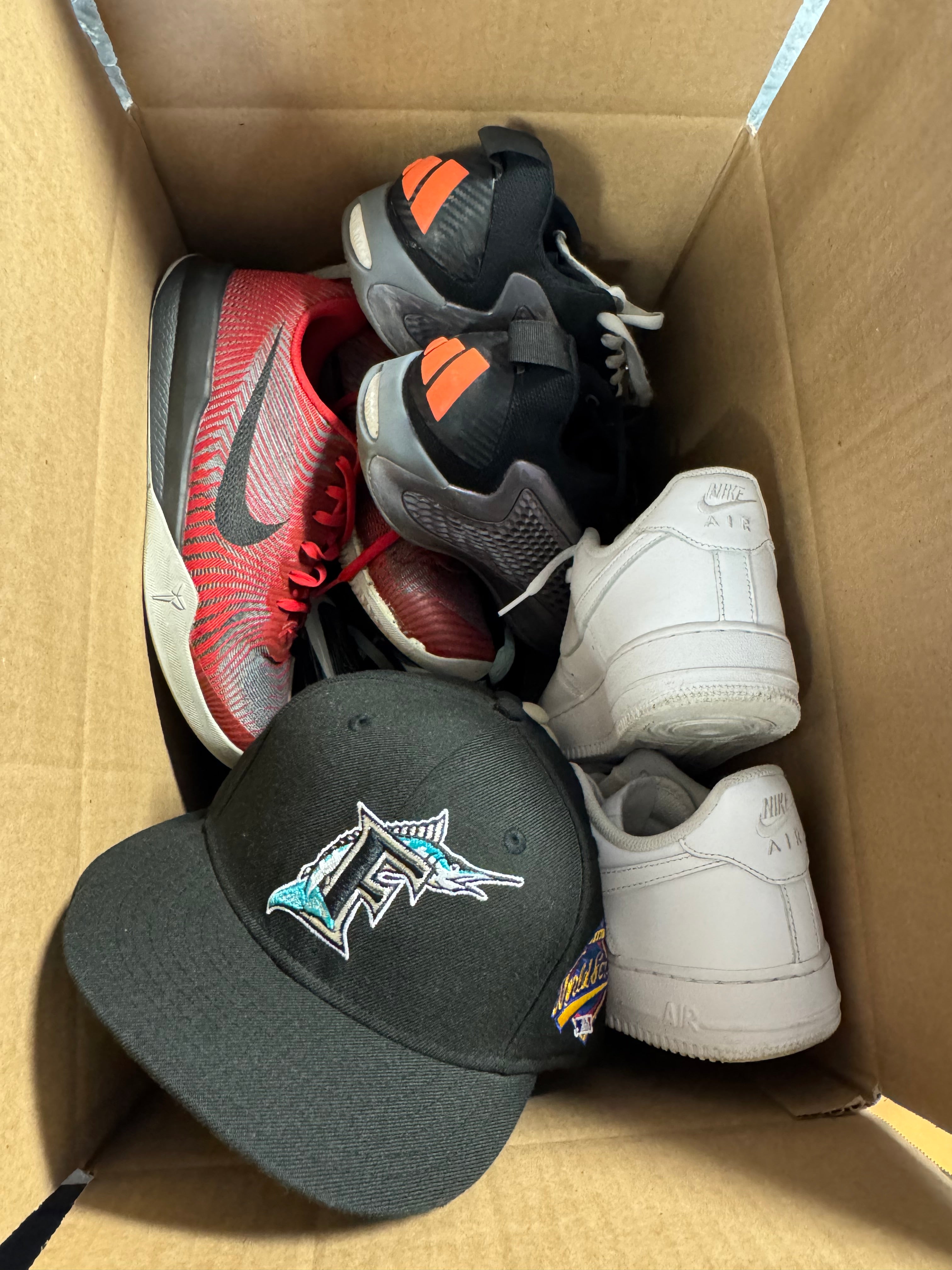 4 Shoes + 4 Hat Combo
