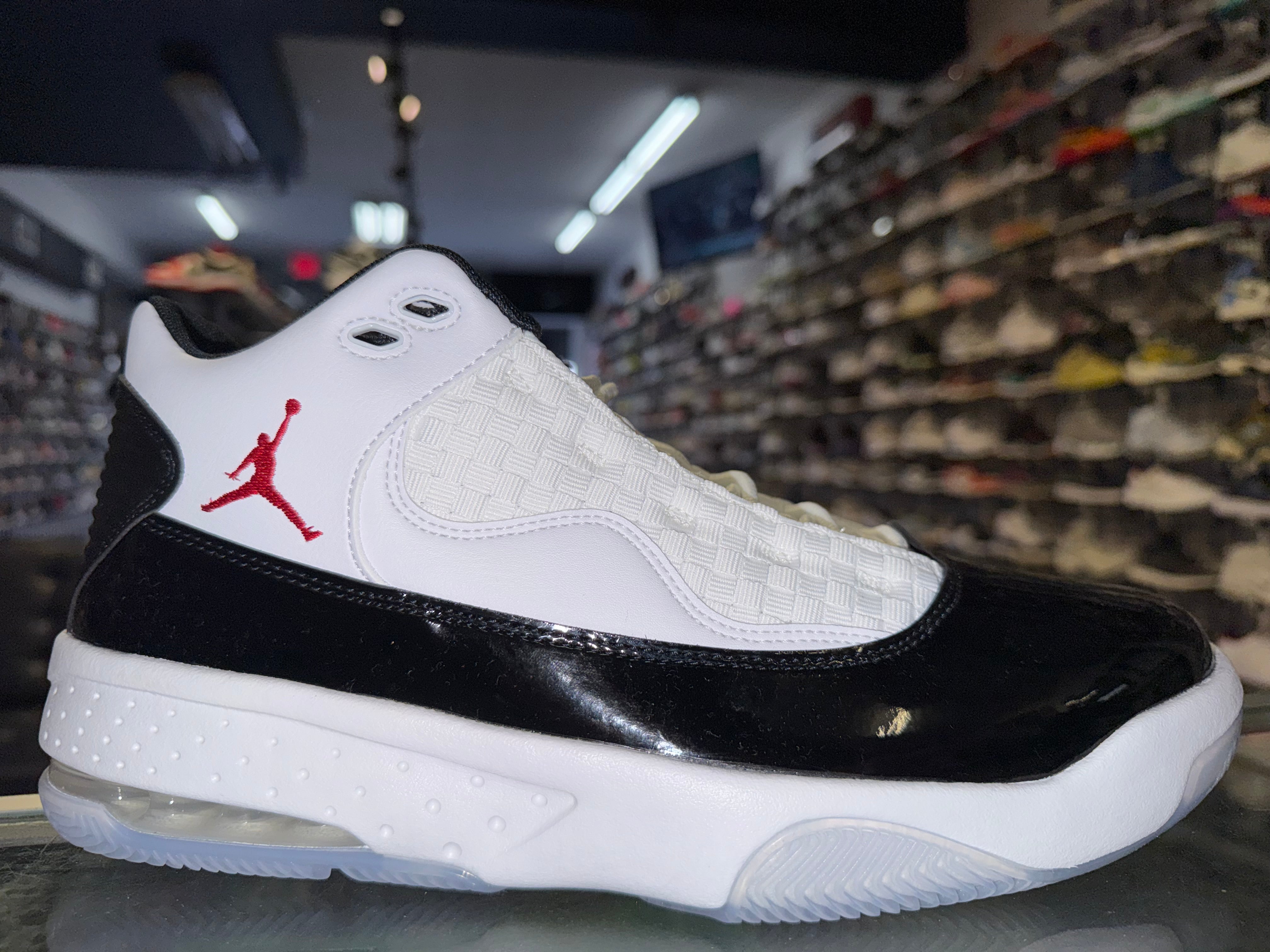 Size 9.5 Jordan Max Aura 2 "White Black Gym Red" Brand New