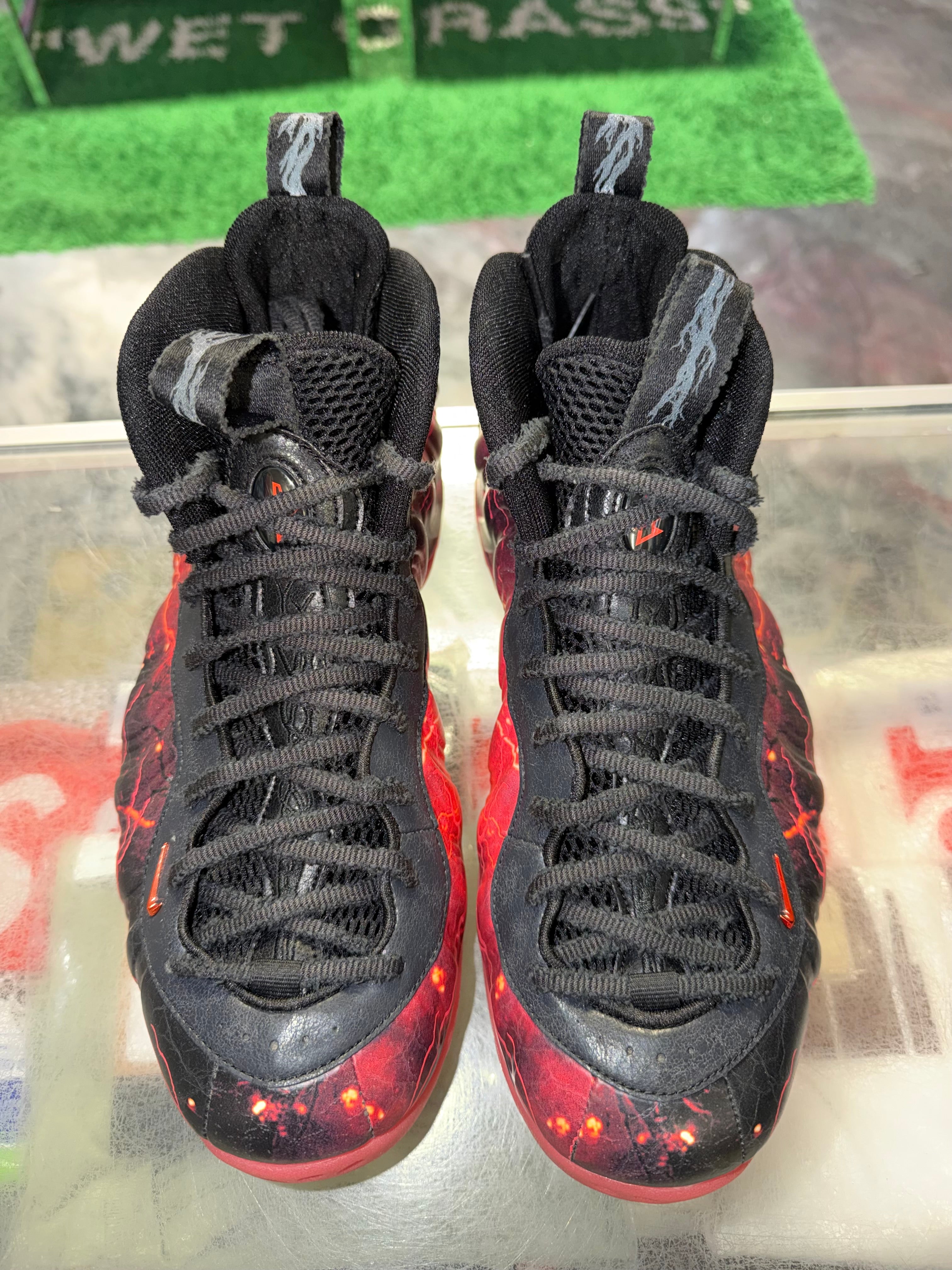Size 9.5 Foamposite One "Stranger Things" Brand New