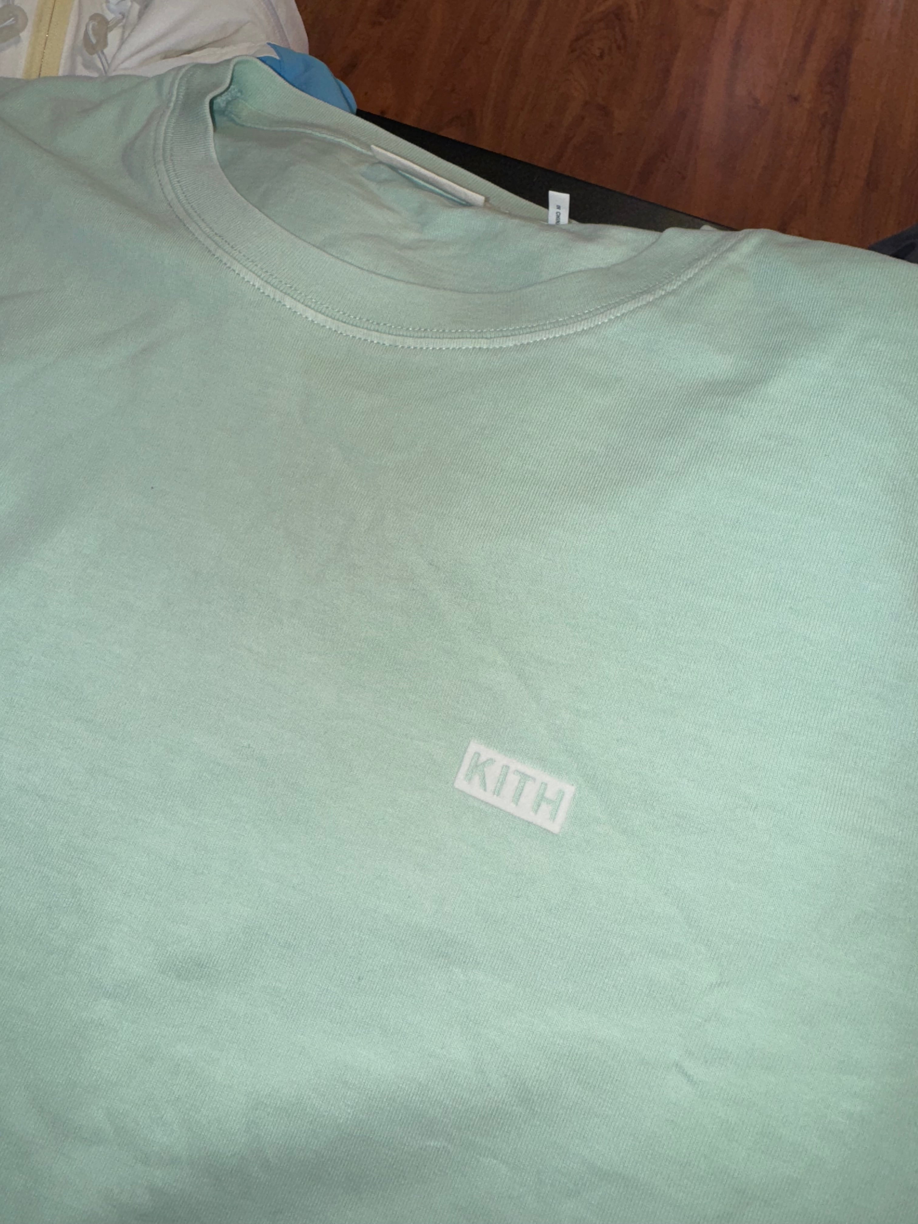 Size XL Kith LAX Tee “Patina” Brand New