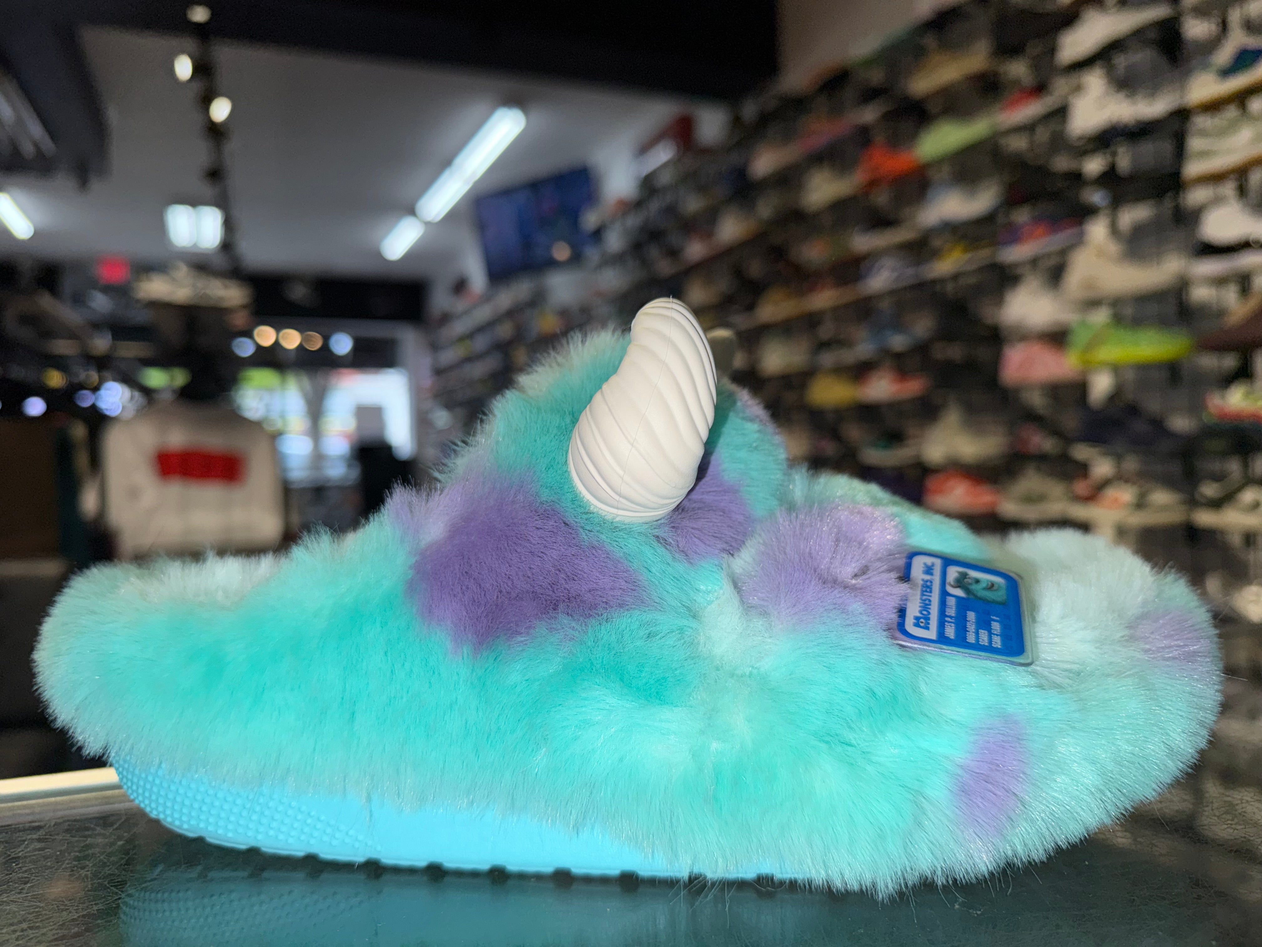 Size 6 Croc Monsters Inc. Fur Slide “Sully” Worn 1x