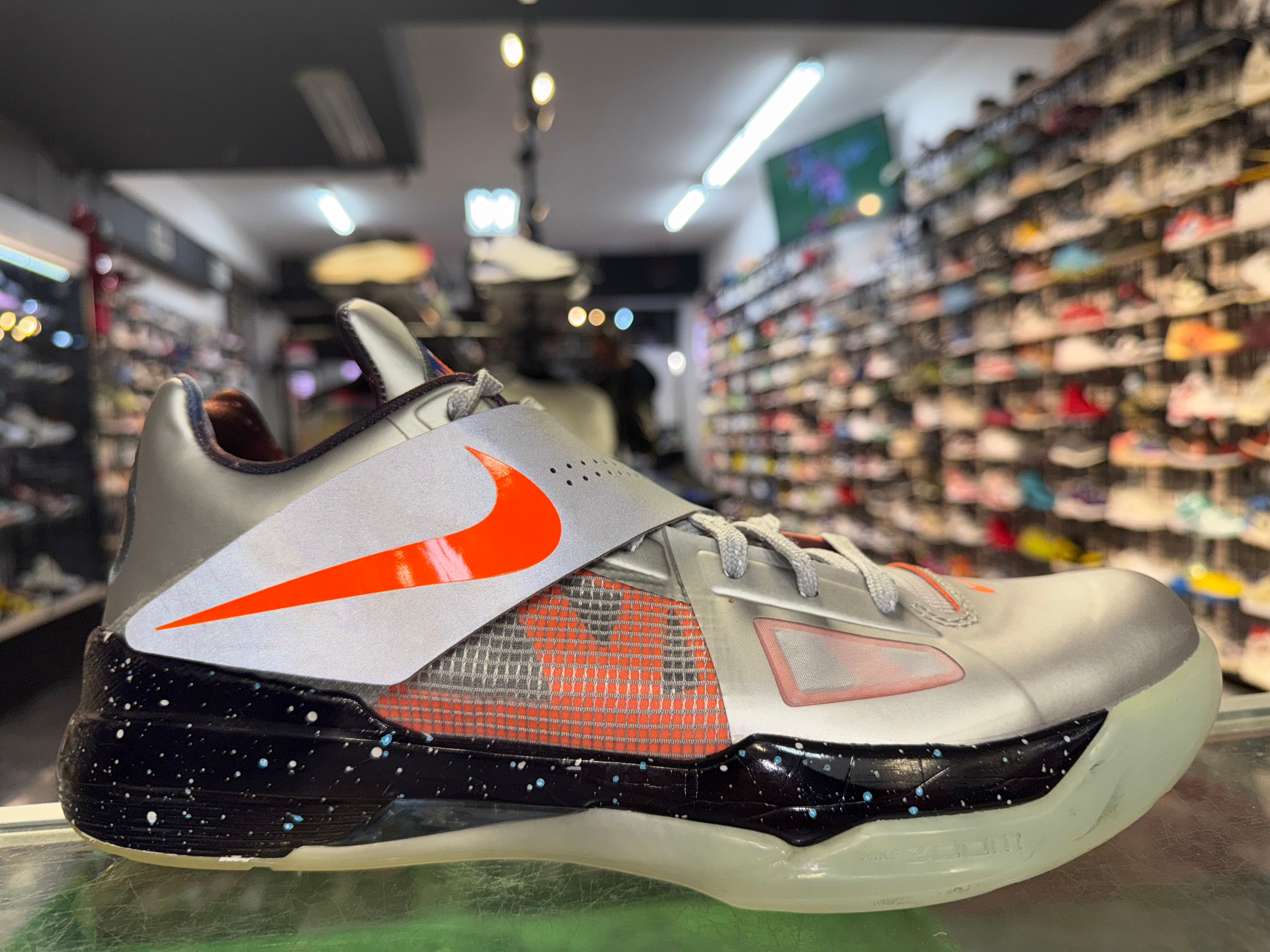 Size 10 KD 4 "Galaxy" 2024