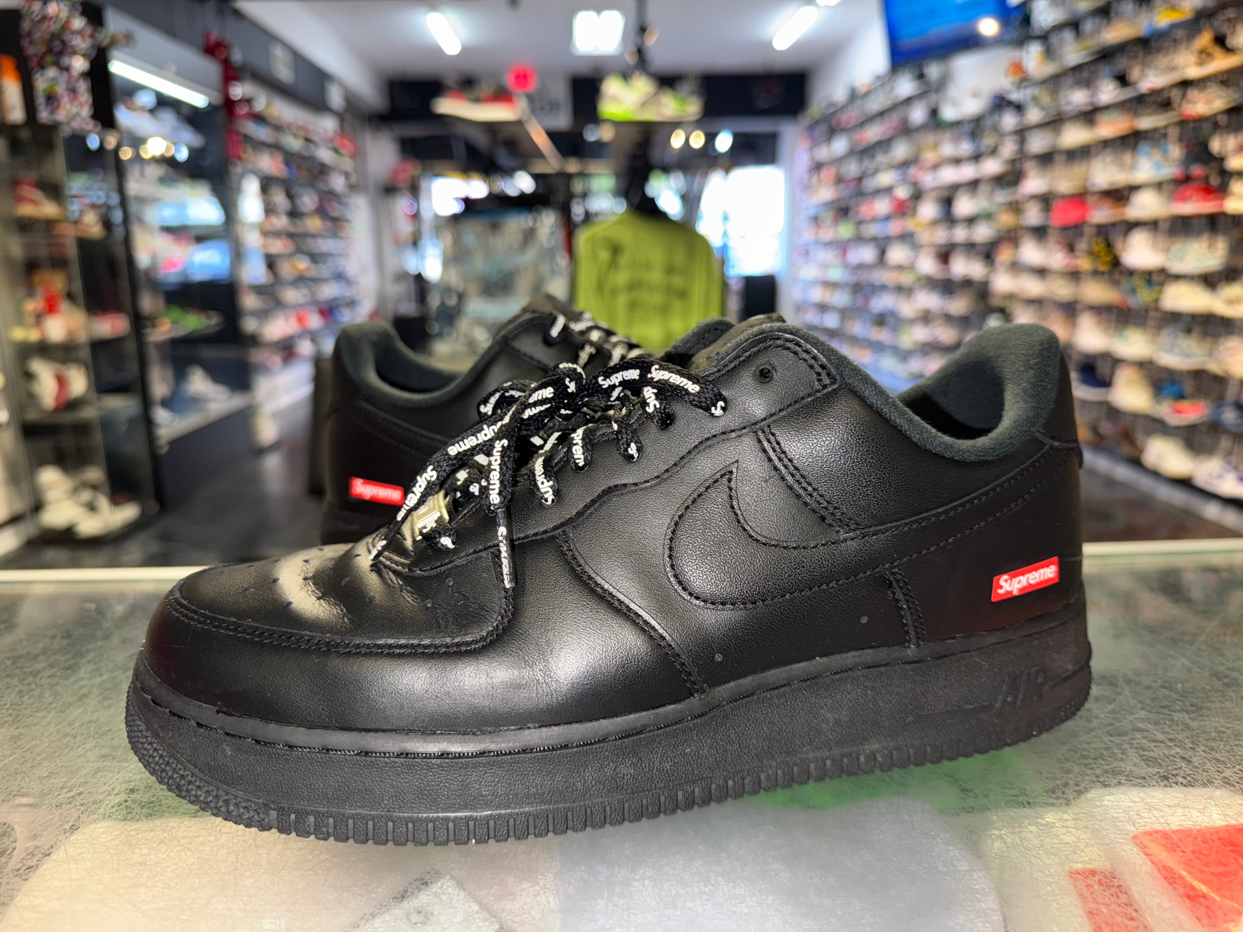 Size 9.5 Air Force 1 Supreme “Black”