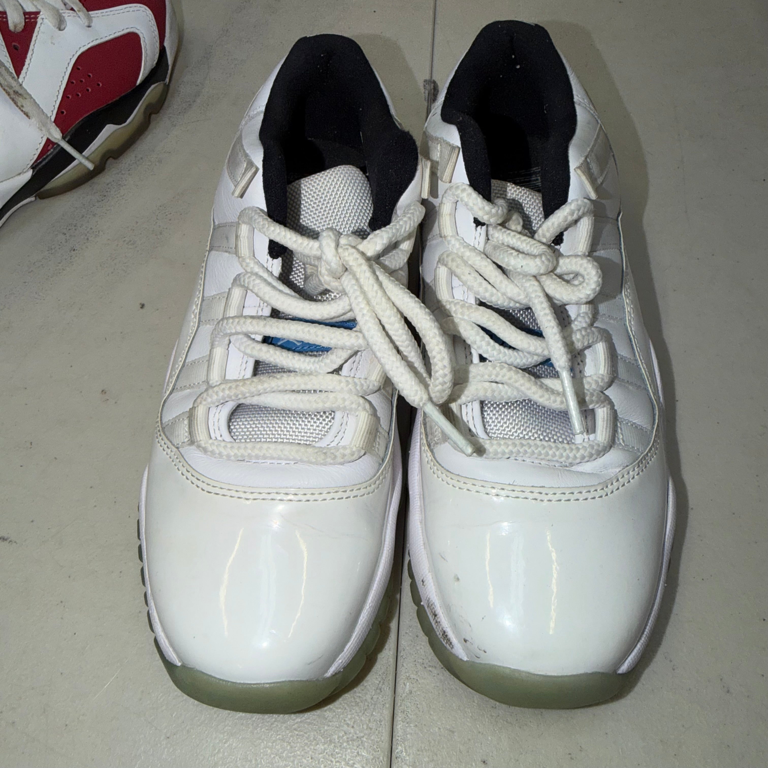 Size 5.5y Air Jordan 11 Low "UNC" - NB