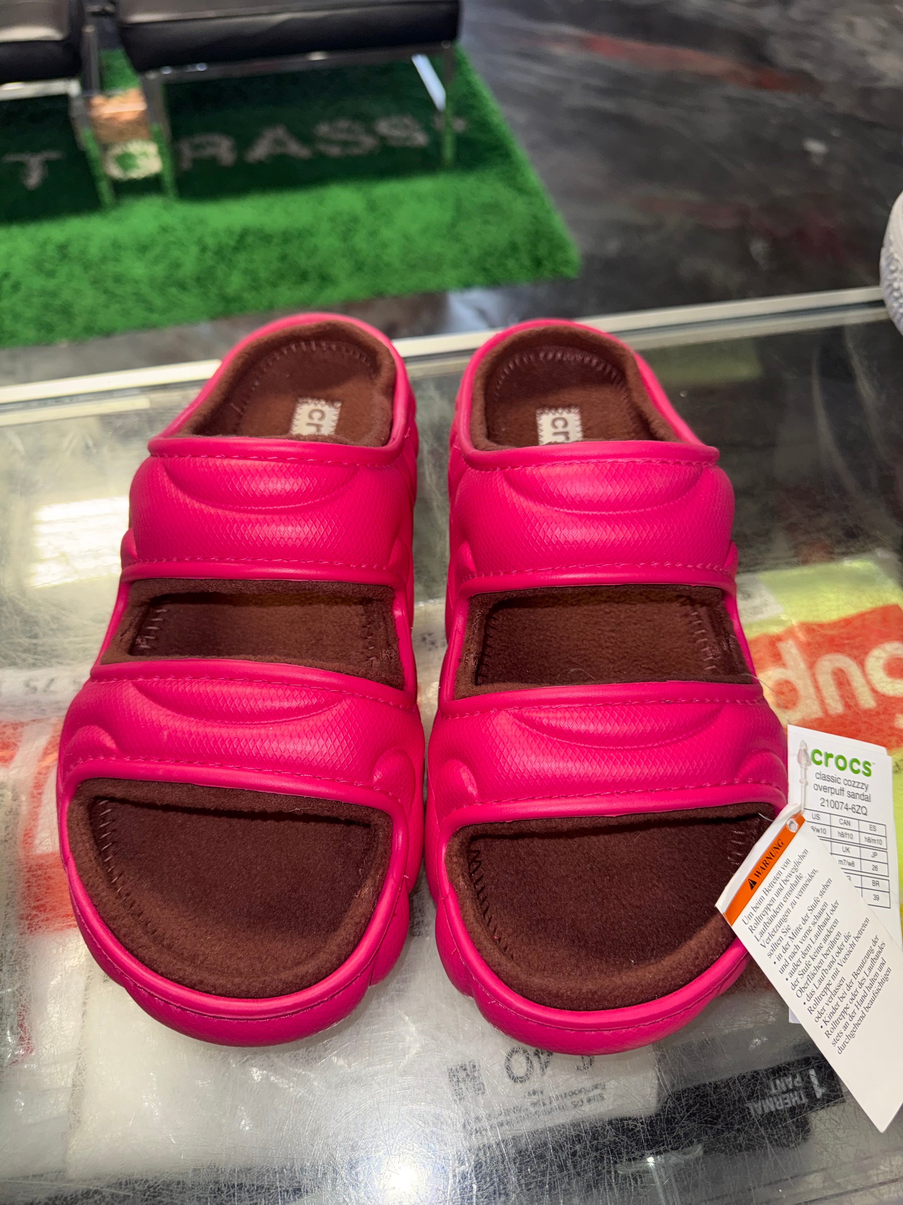 Size 8 Crocs Classic Cozzzy Overpuff Sandal "Pink" Brand New