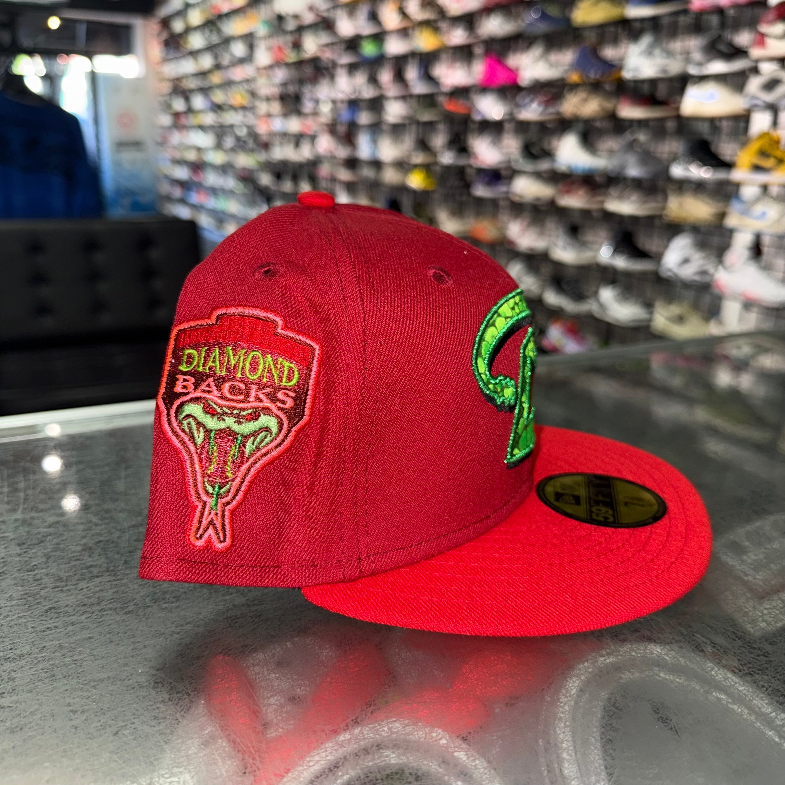Size 7 3/8 New Era Fitted Hat “Diamondbacks Grinch Red” Brand New
