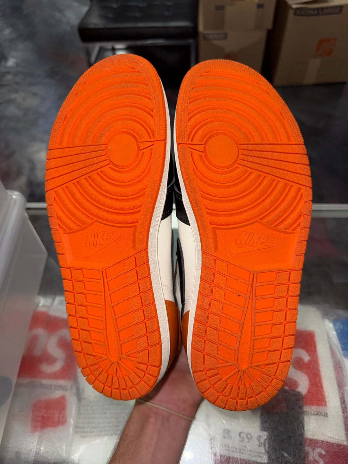 Air Jordan 1 Shattered Backboard sneaker, pre-owned, size 10.5 – view 7