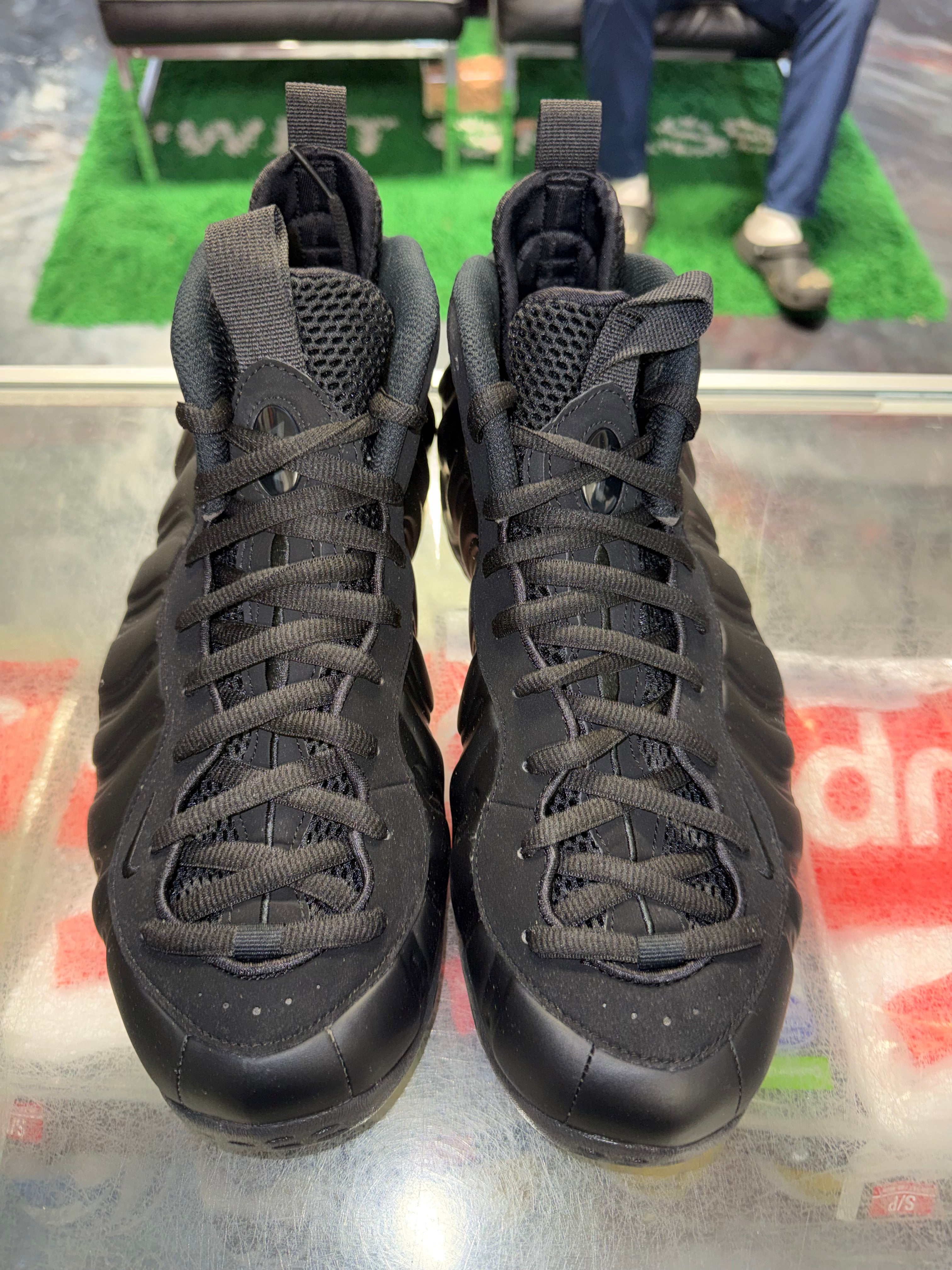 Size 9 Air Foamposite One “Anthracite” Brand New