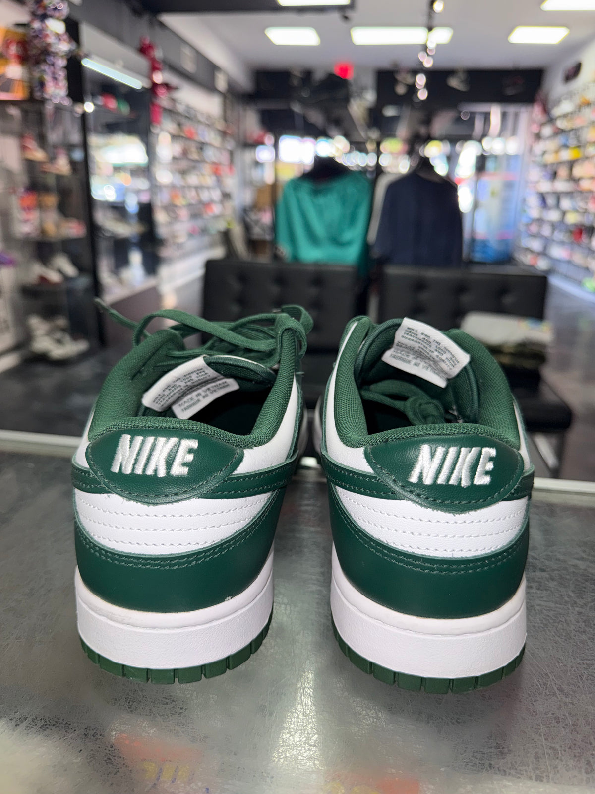 Nike Dunk Low Michigan State sneaker, pre-owned, size 10.5 – view 6