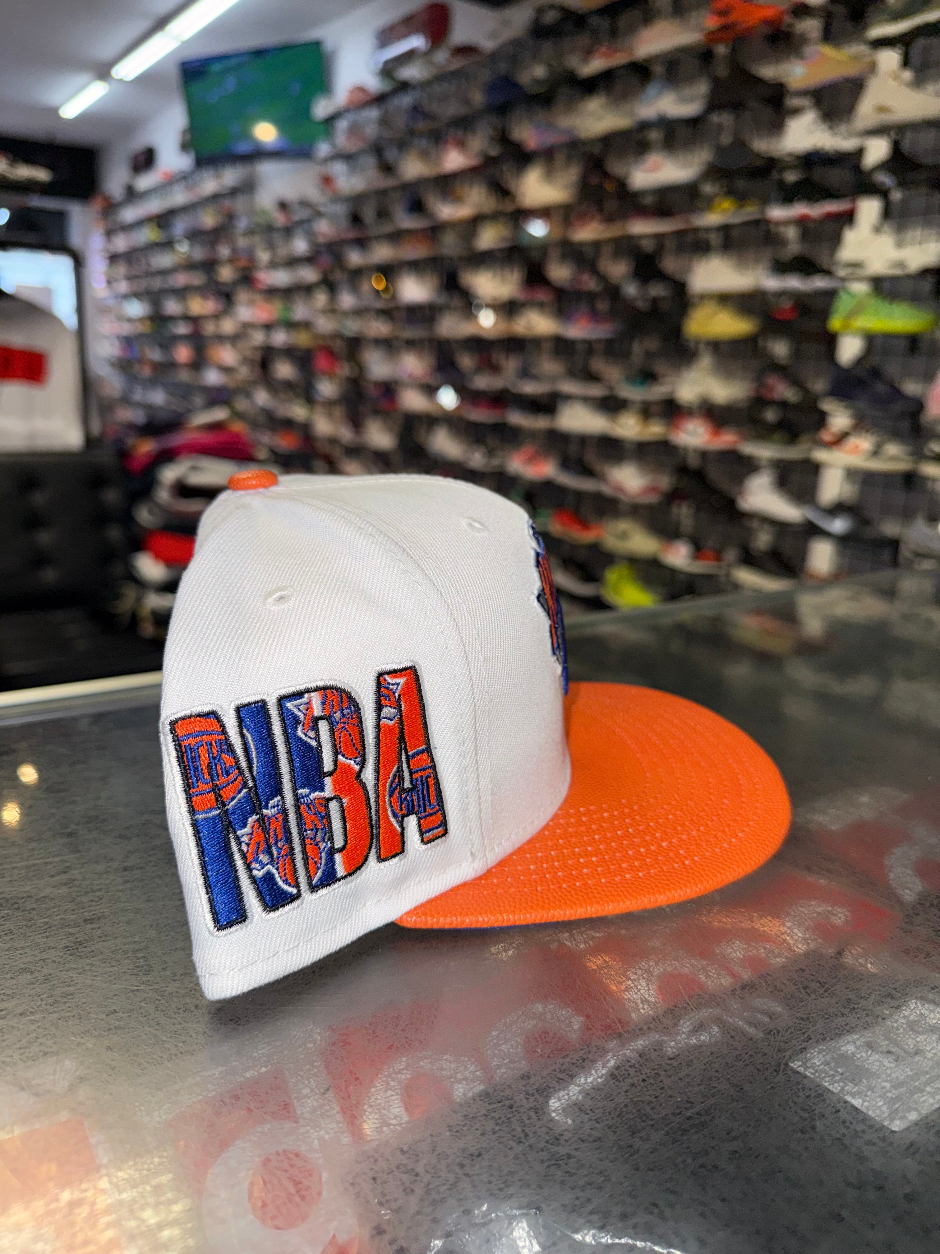 Size OS New Era SnapBack Hat “Knicks” Brand New