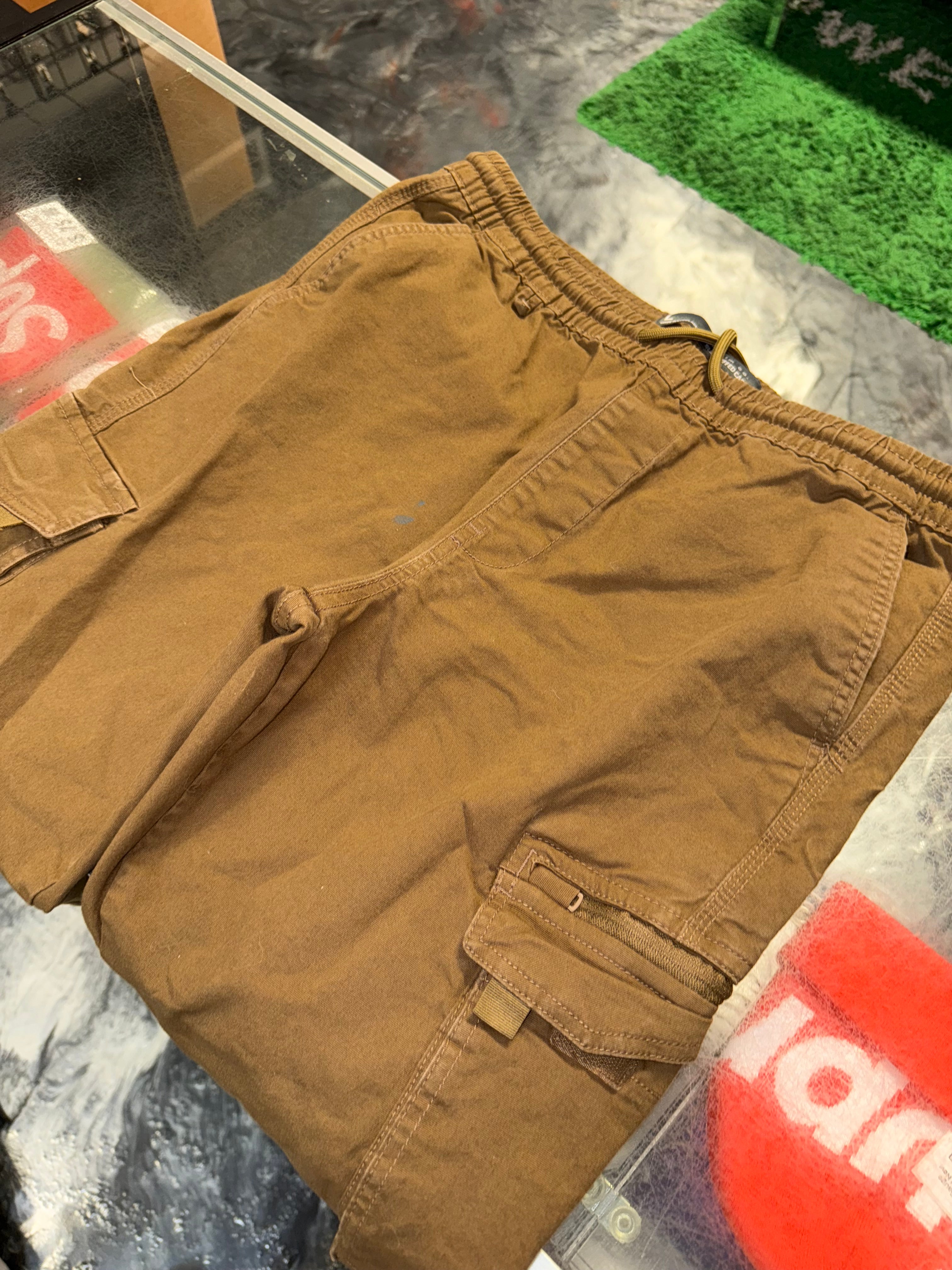 Size Large Cargo Pants Brown FREE