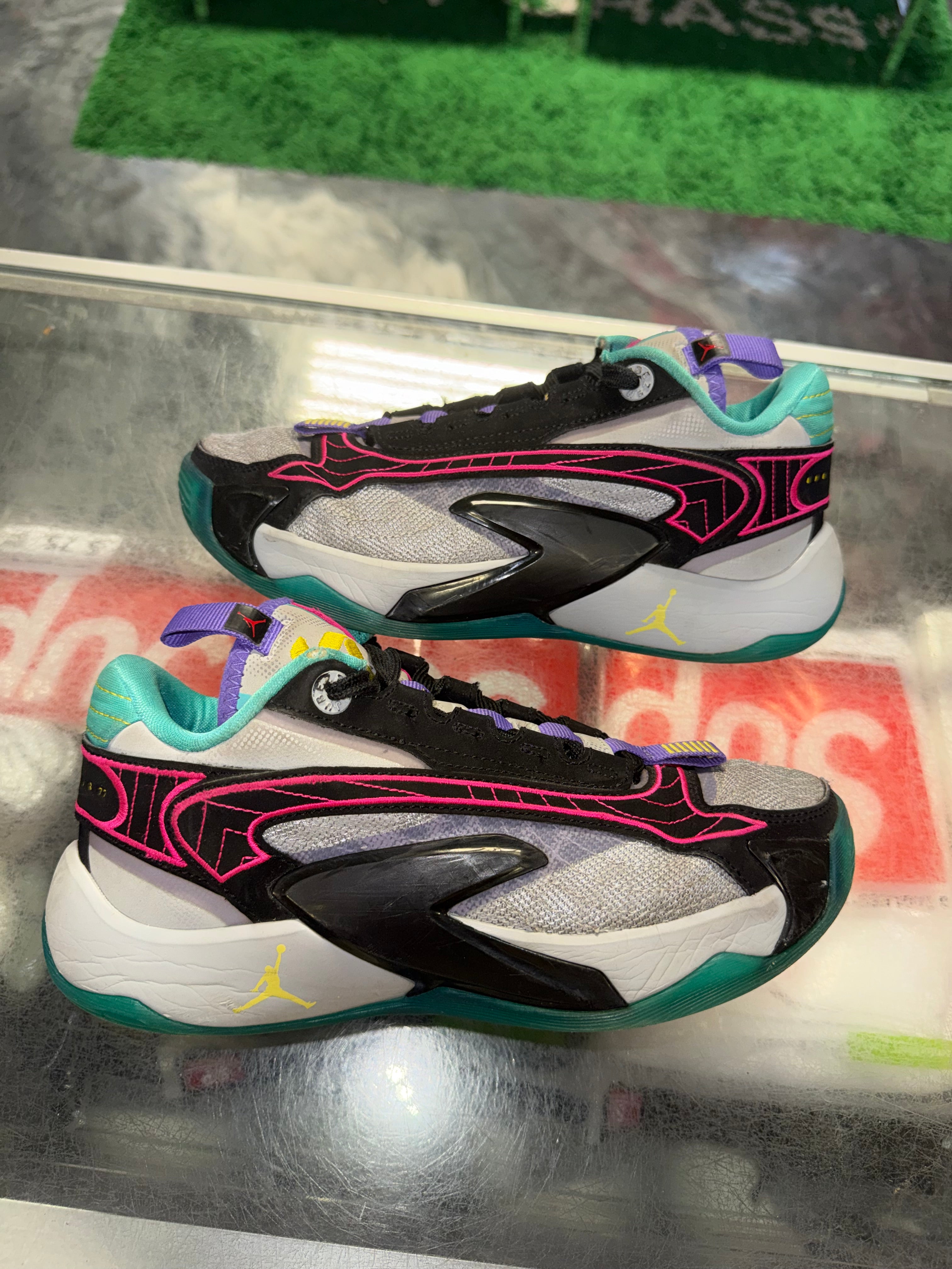 Size 4y Jordan Luka Multicolor - NB