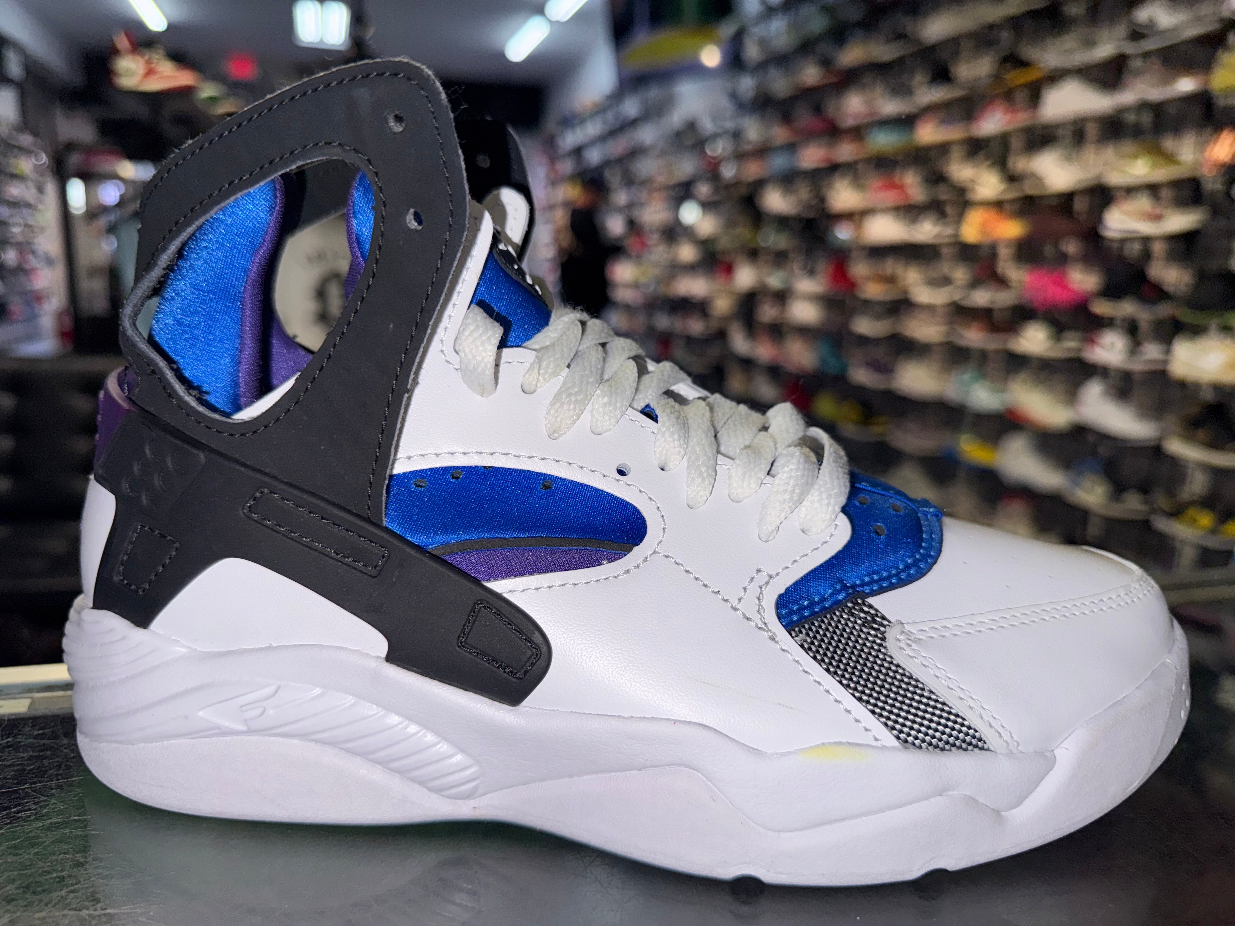 Size 7.5 Air Flight Huarache "White Varsity Purple"