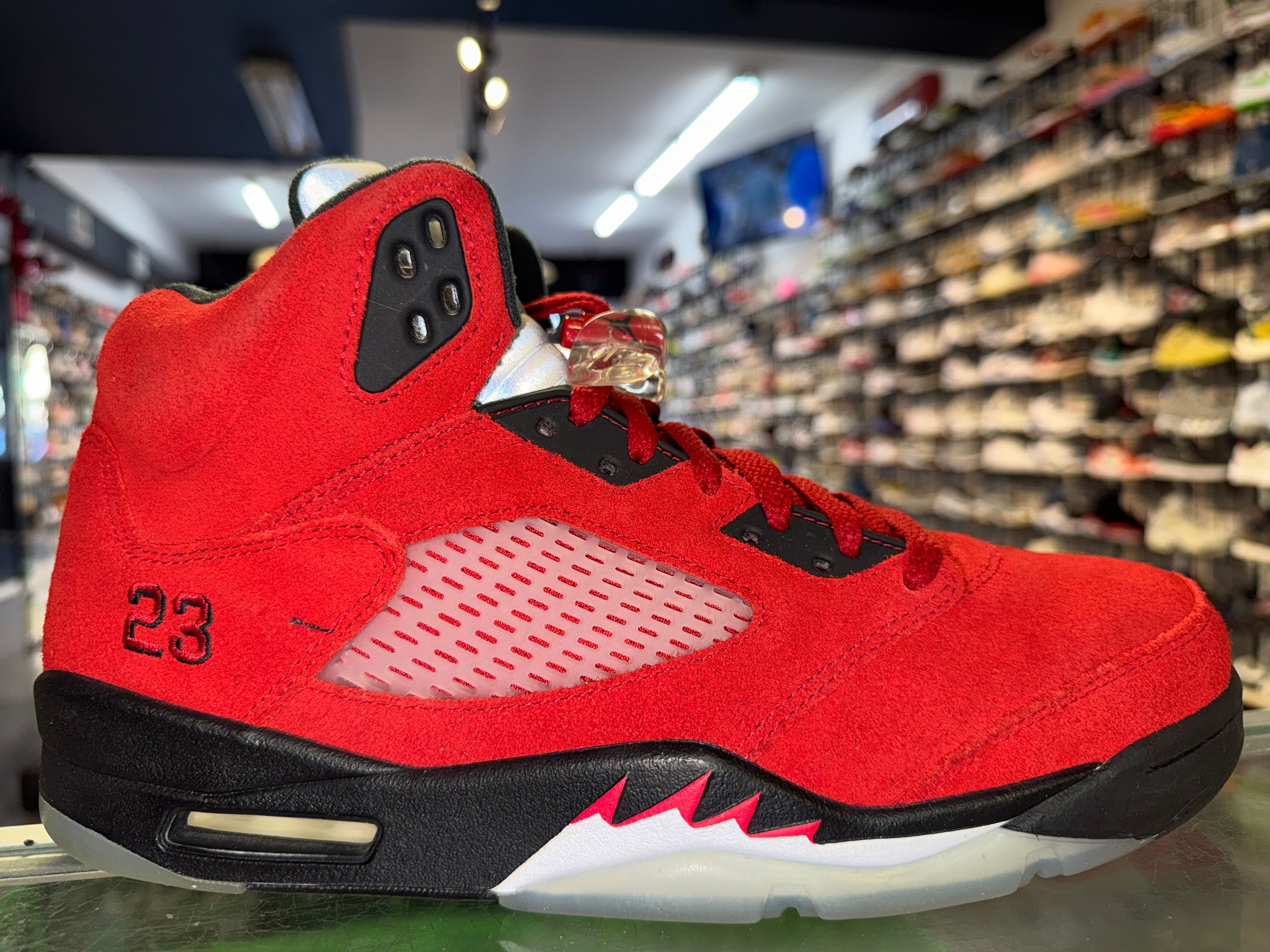 raging bull 5 size 10.5