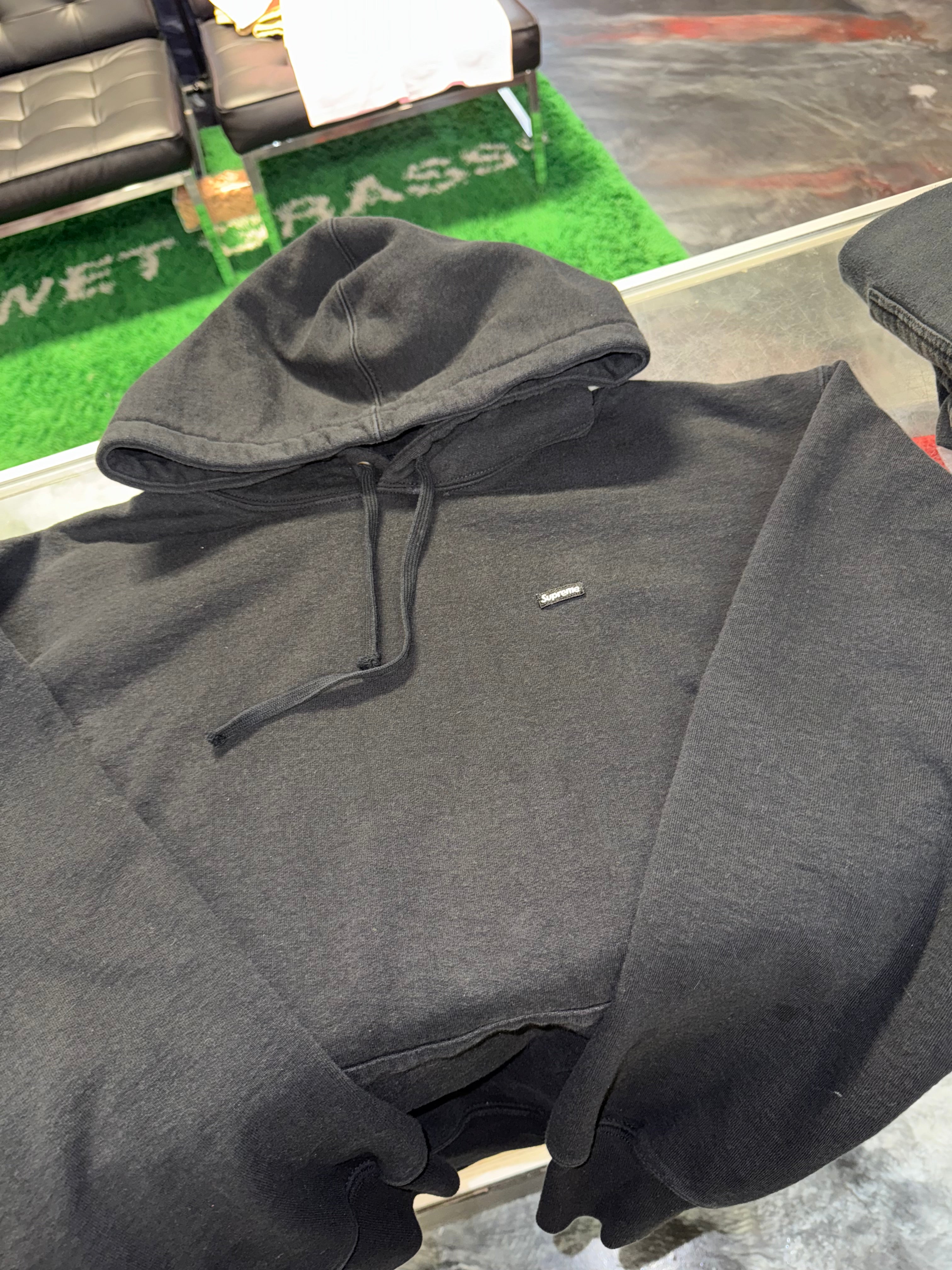 Size L Supreme Mini Box Logo Hoodie “Black”