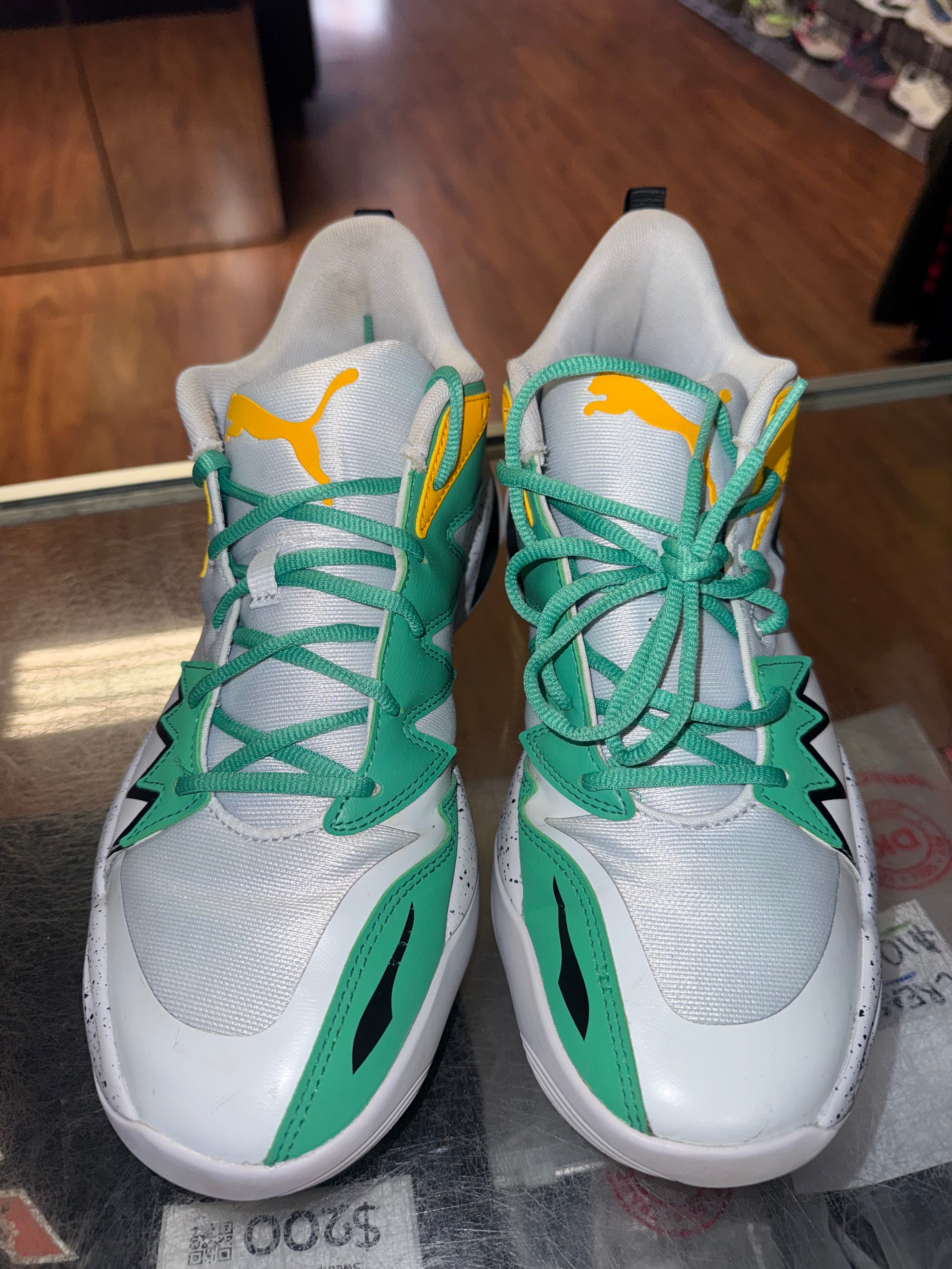 Size 9 Puma Basketball - NB