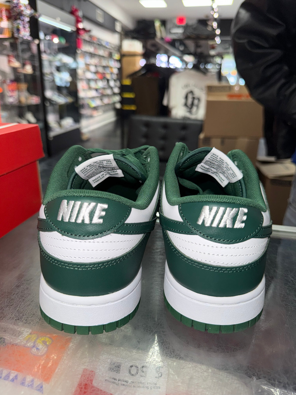 Nike Dunk Low Michigan State sneaker, pre-owned, size 10.5 – view 6