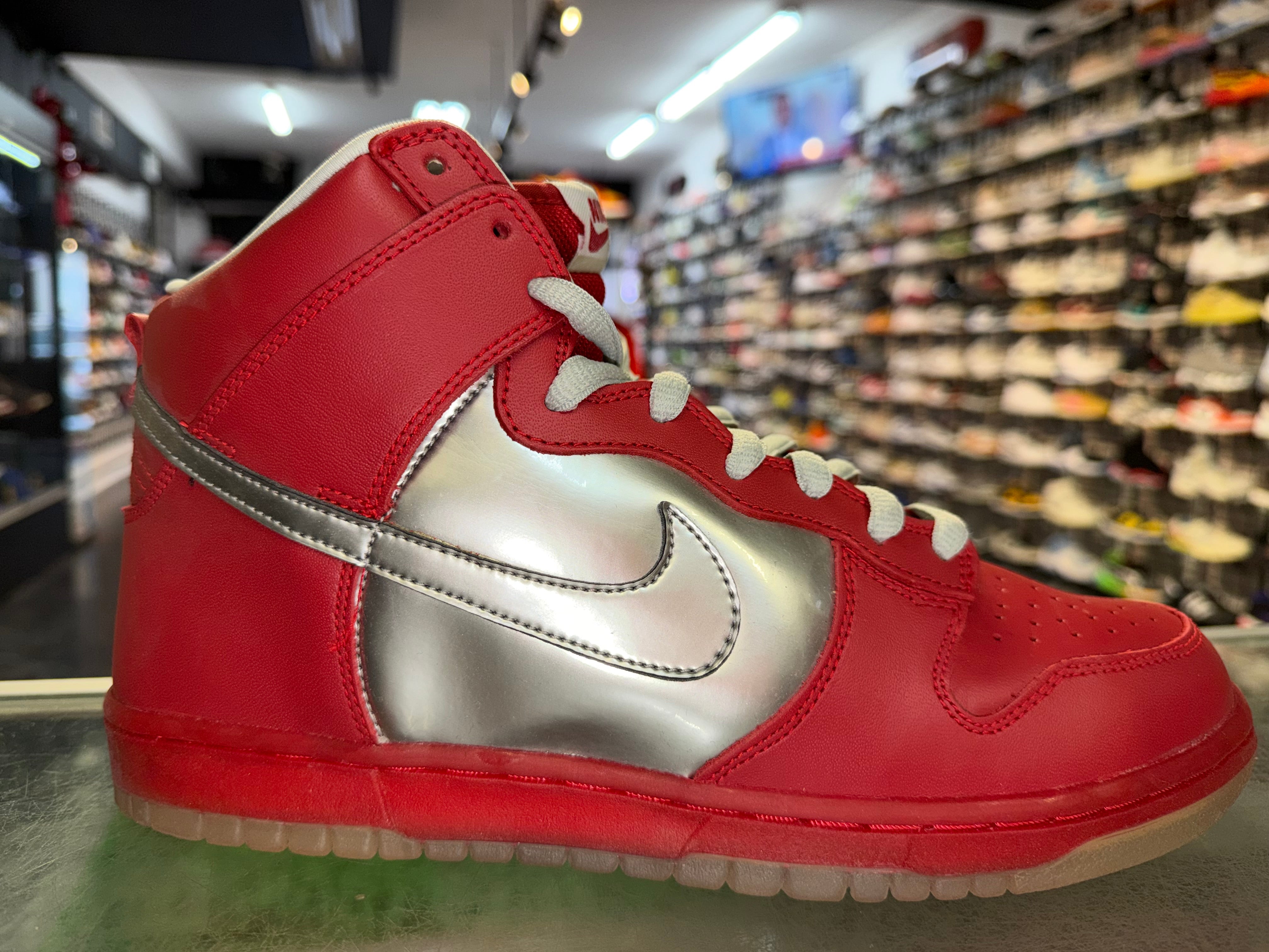 Size 11 Dunk High SB "Mork & Mindy"