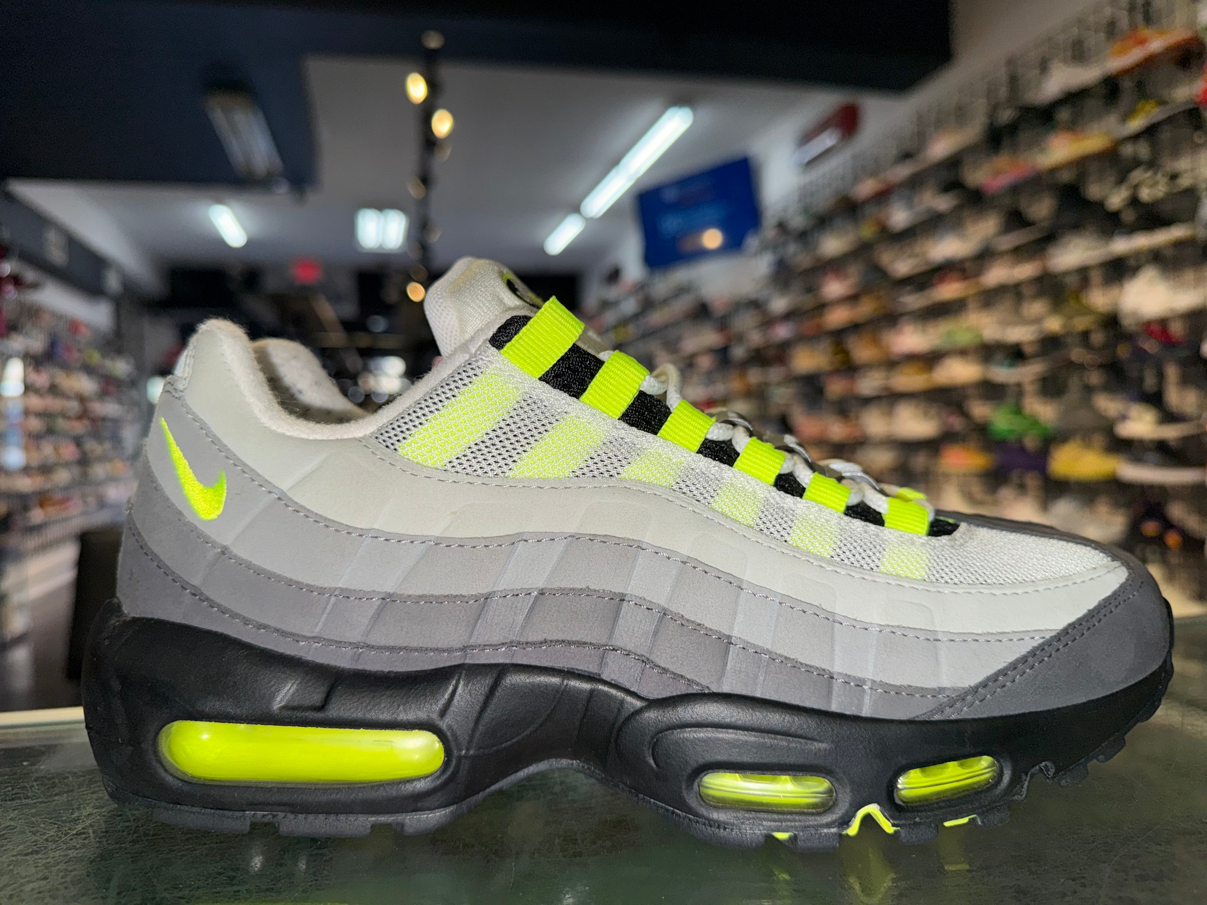 Size 9 Air Max 95 "OG Neon" 2015