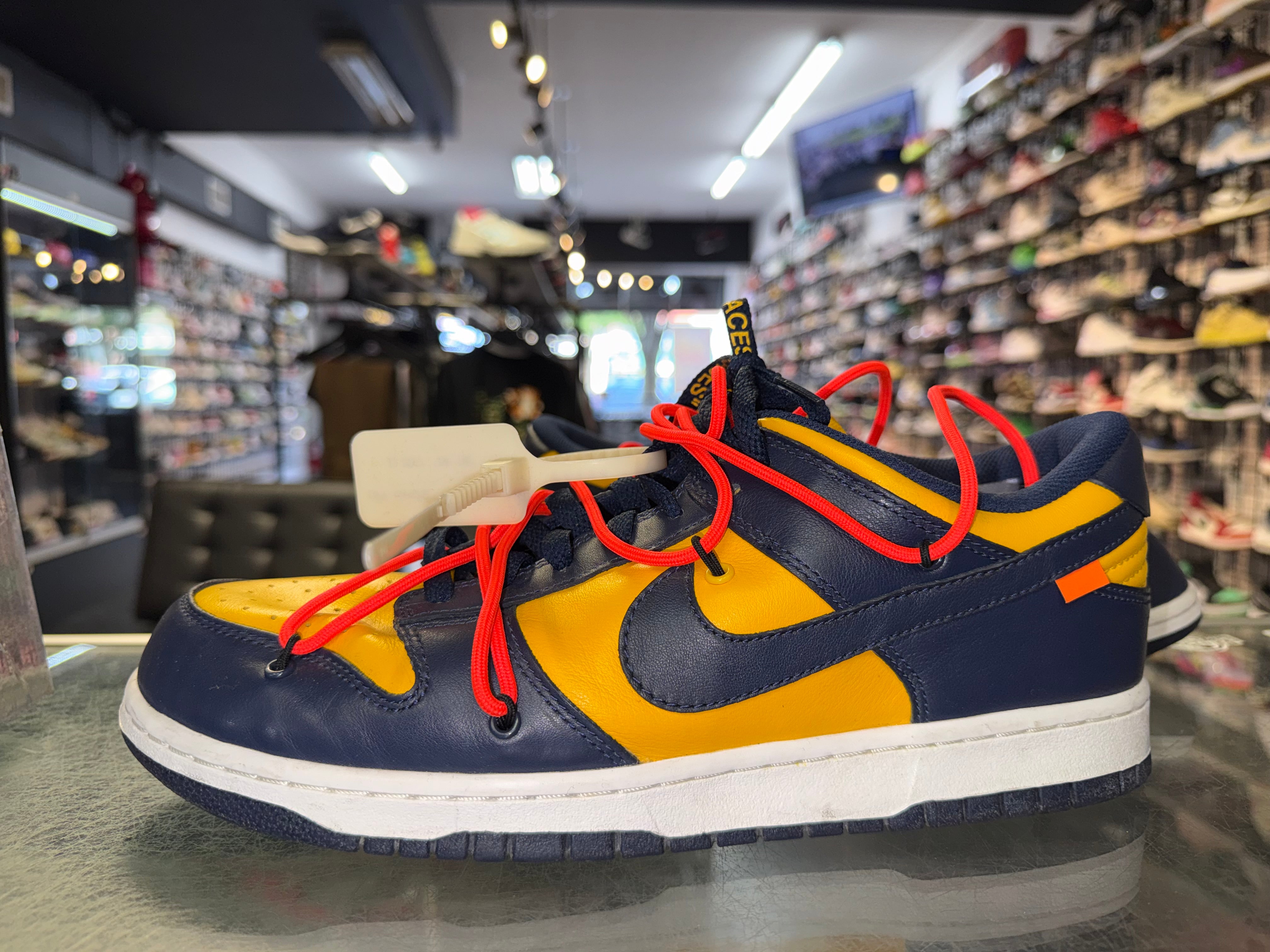 Size 11 Dunk Low Off-White "University Gold"