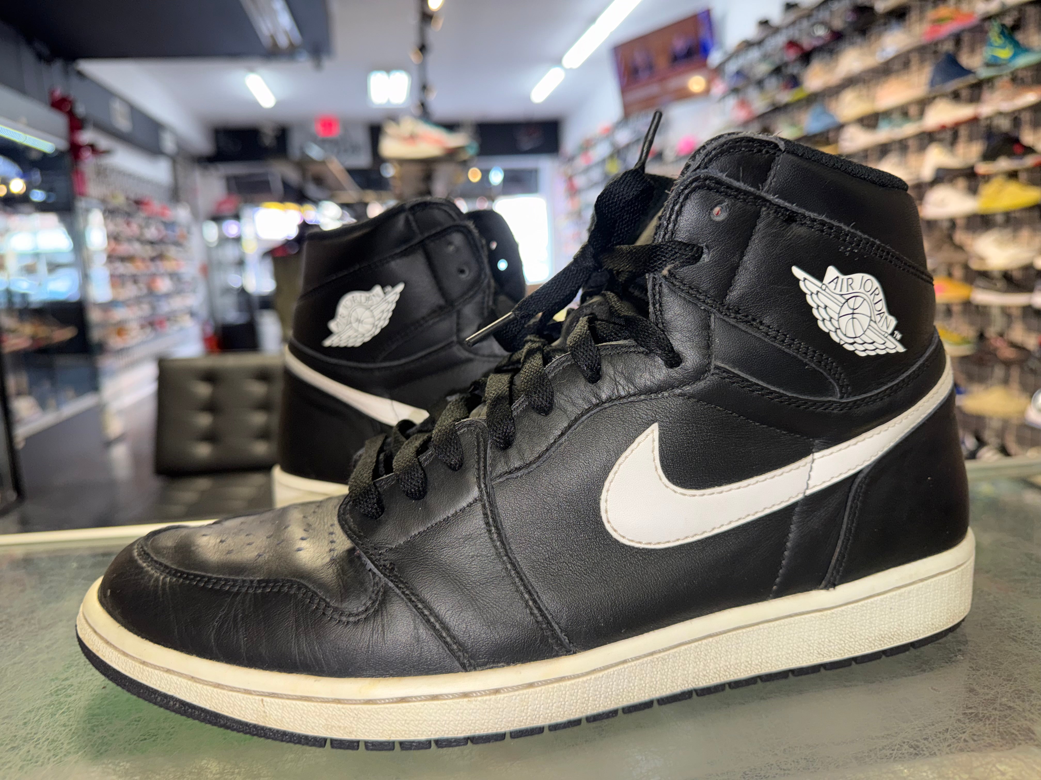 Size 13 Air Jordan 1 “Yin Yang Black”