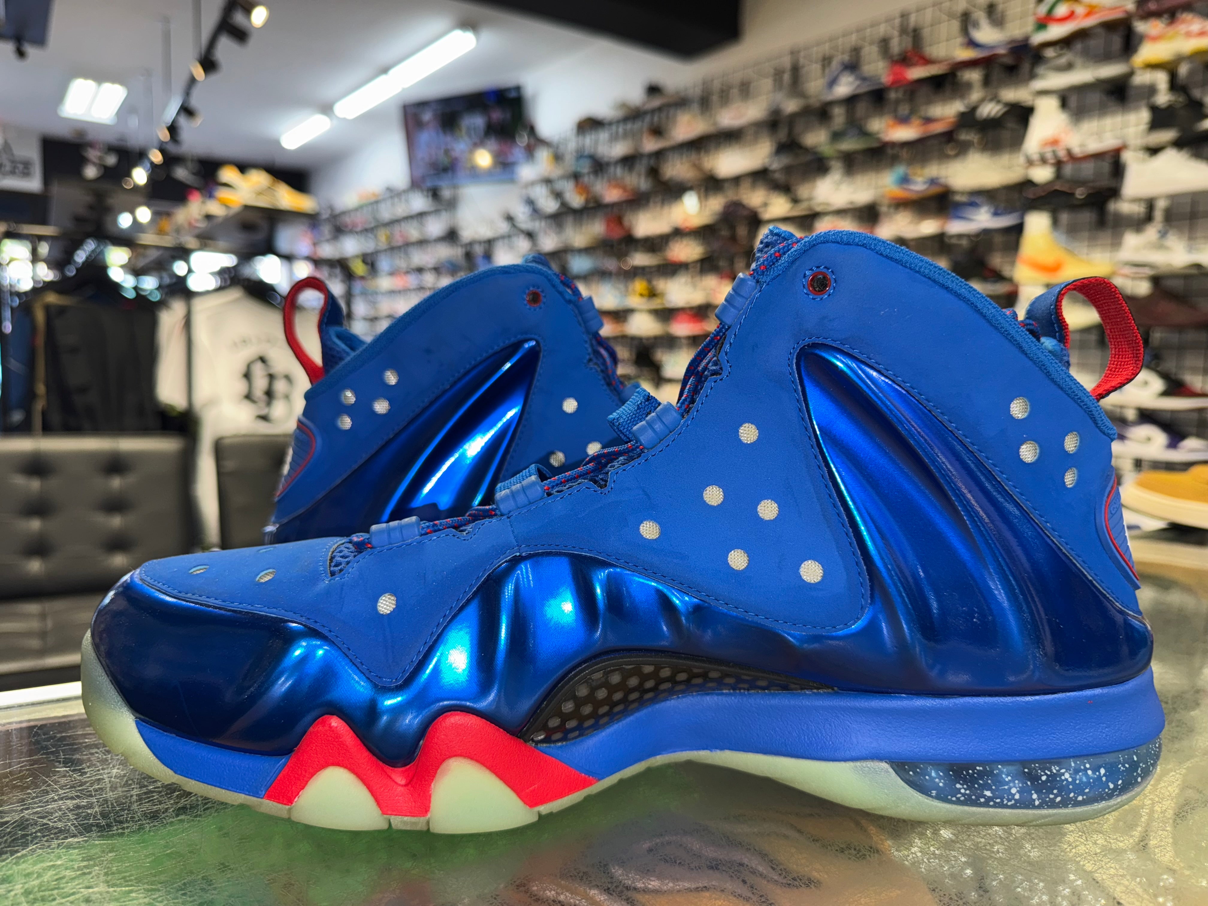 Size 14 Barkley Posite Max "76ers"