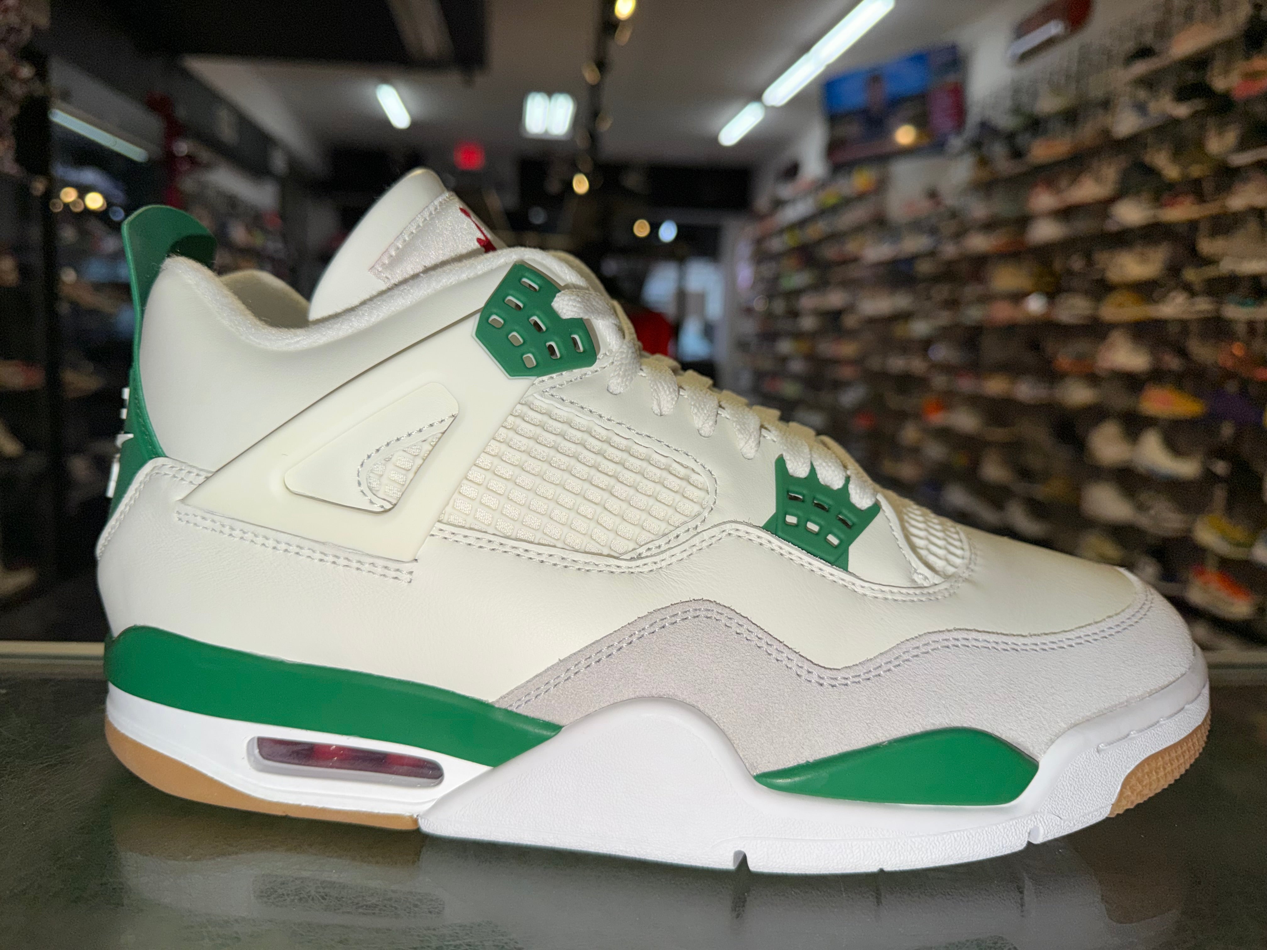 Size 11 Air Jordan 4 SB "Pine Green" Brand New