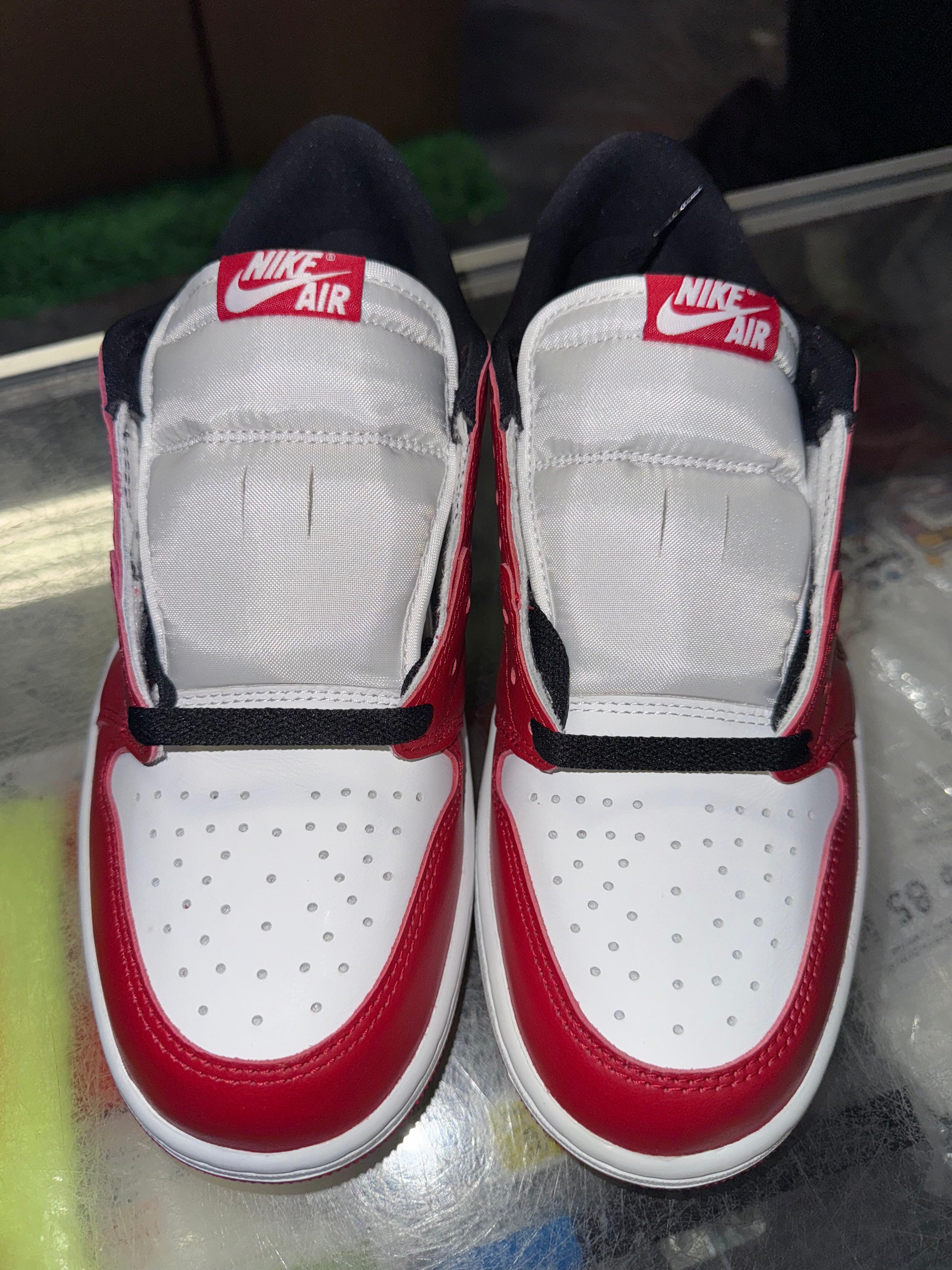 Size 10.5 Air Jordan 1 Low "Chicago" 2025 Brand New