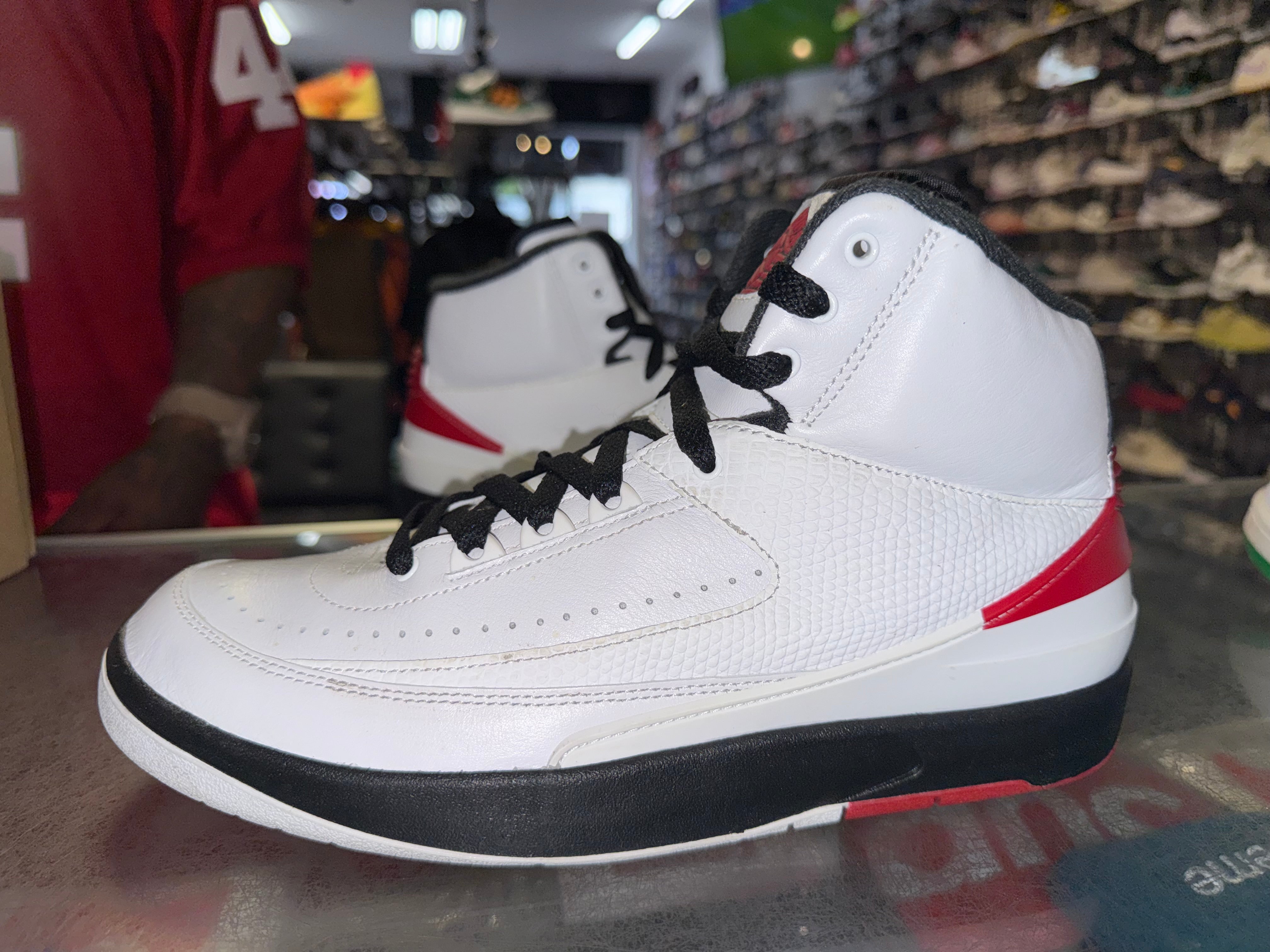 Size 8.5 (10W) Air Jordan 2 "Chicago"