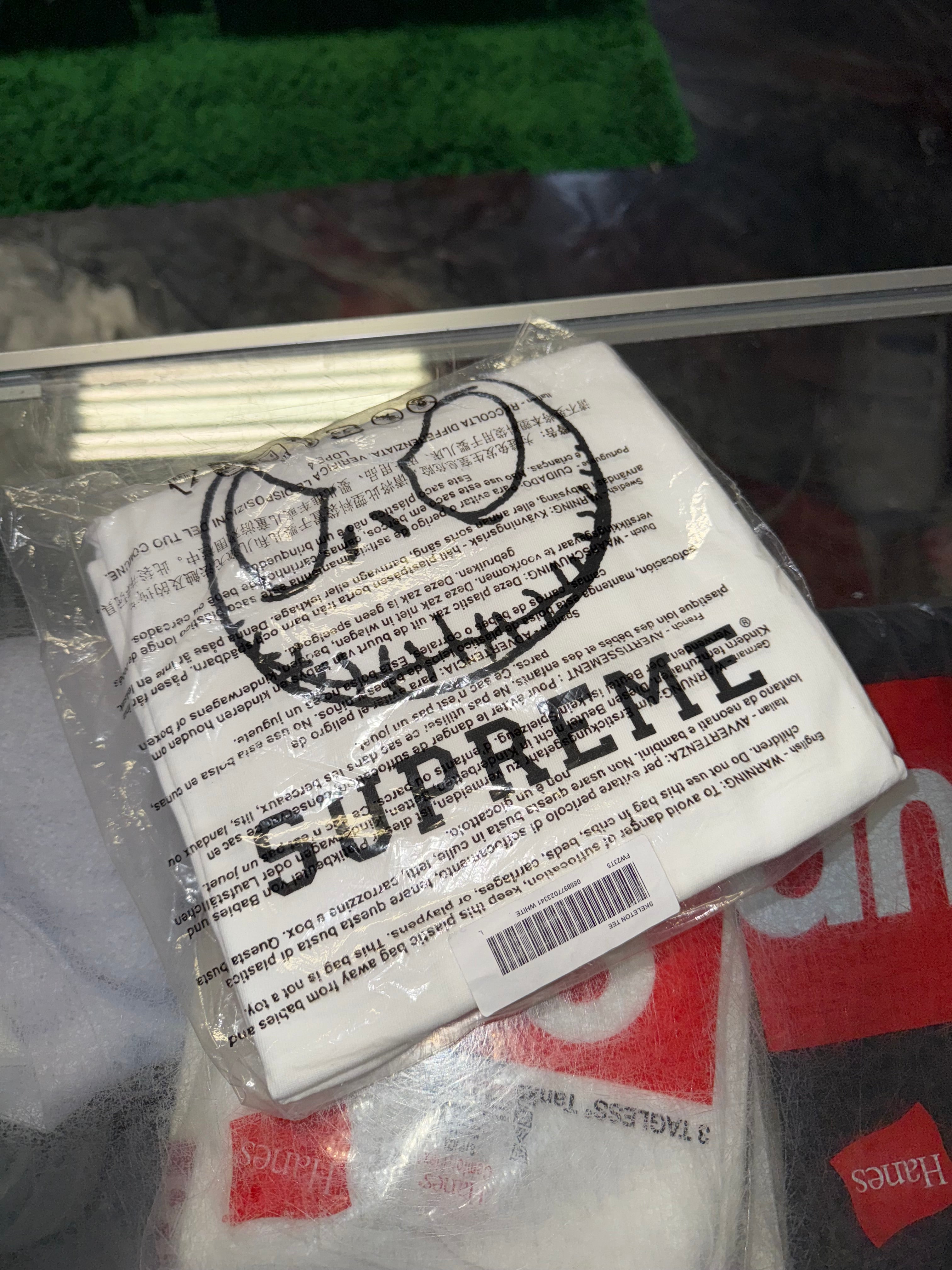 Size L Supreme Skeleton Tee “White” Brand New