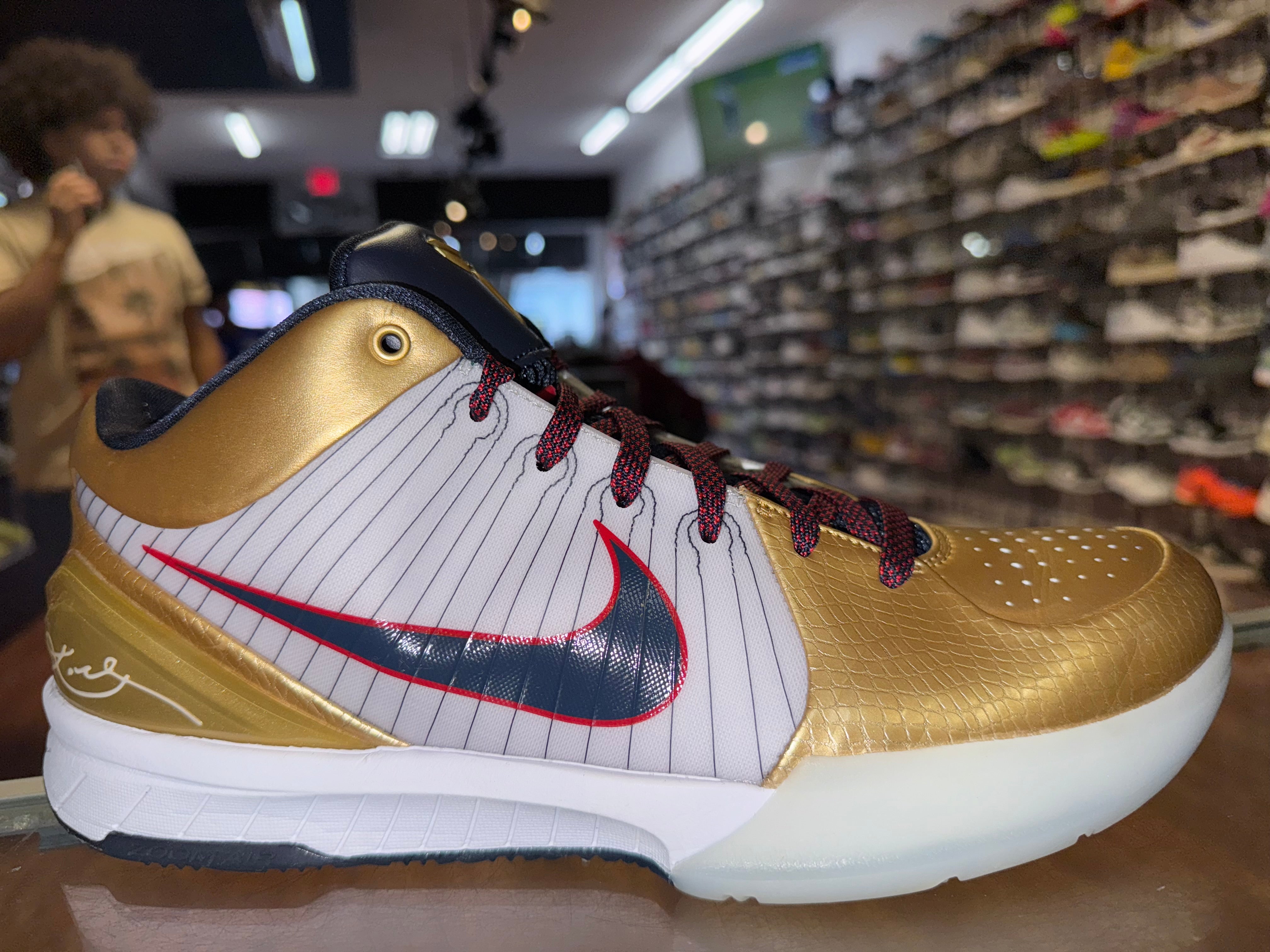 Size 10 Kobe 4 Protro “Gold Medal”