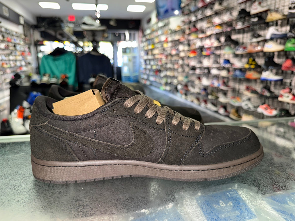 Air Jordan 1 Low Travis Scott Velvet Brown sneaker, pre-owned, size 11.5 – view 3