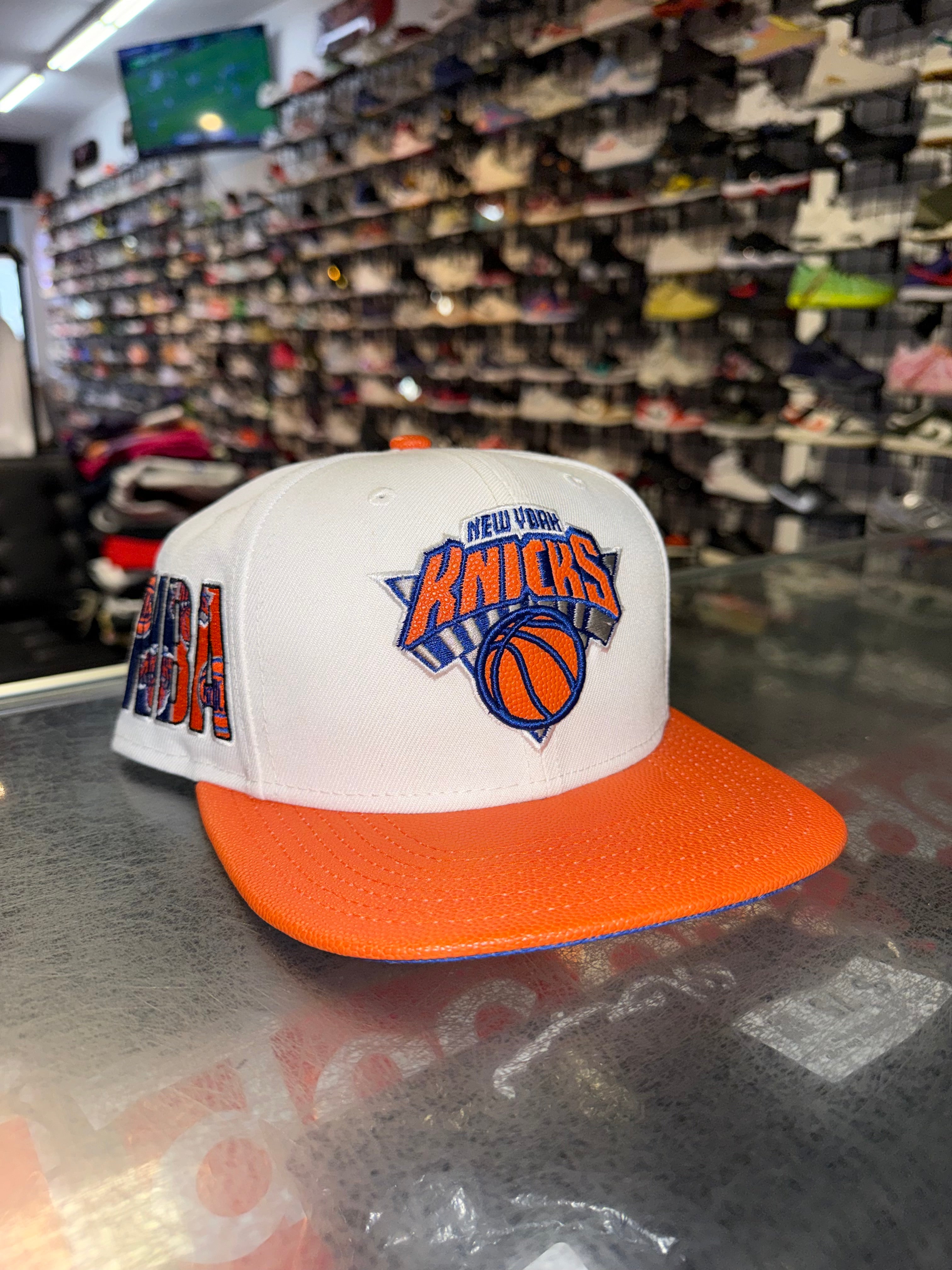 Size OS New Era SnapBack Hat “Knicks” Brand New