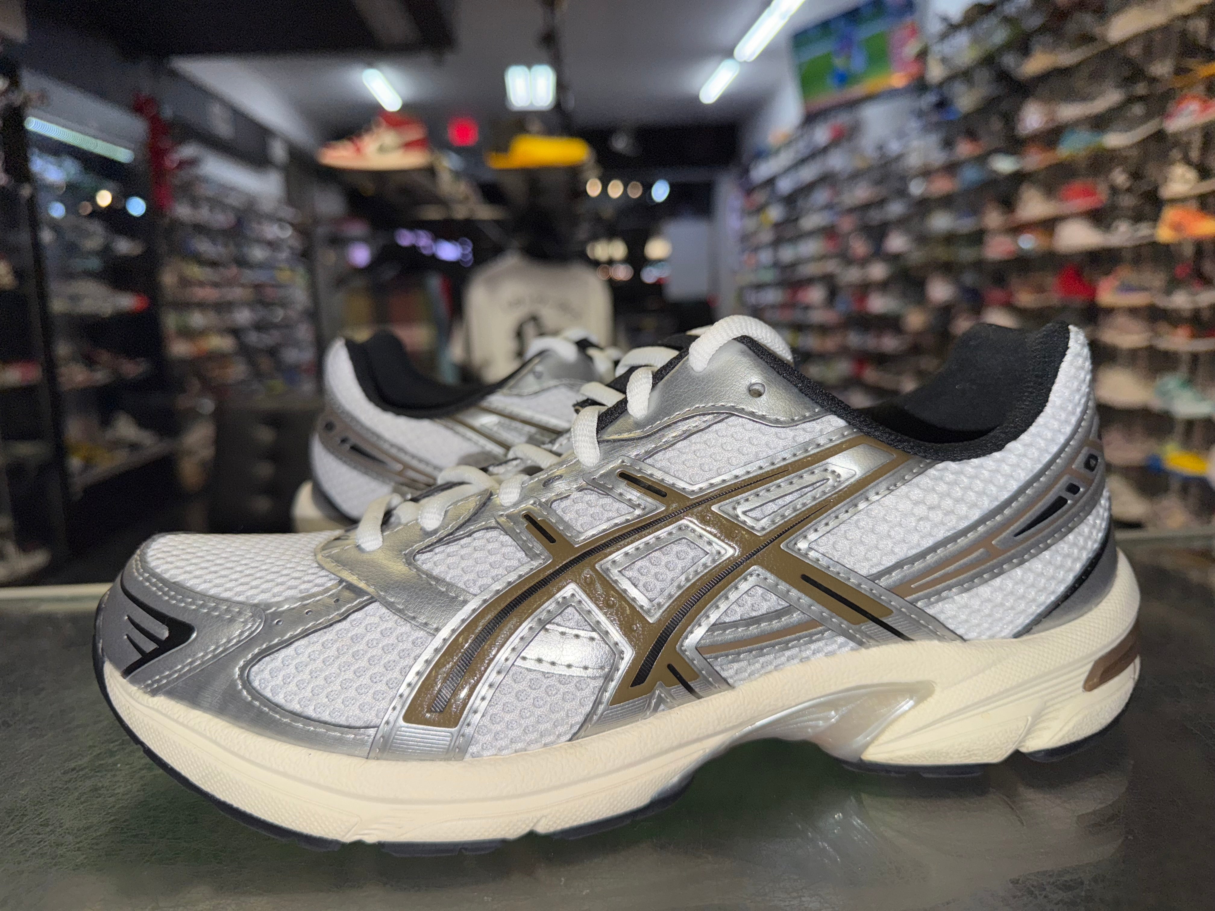 Size 9.5 Asics Gel-1130 "Clay Canyon"