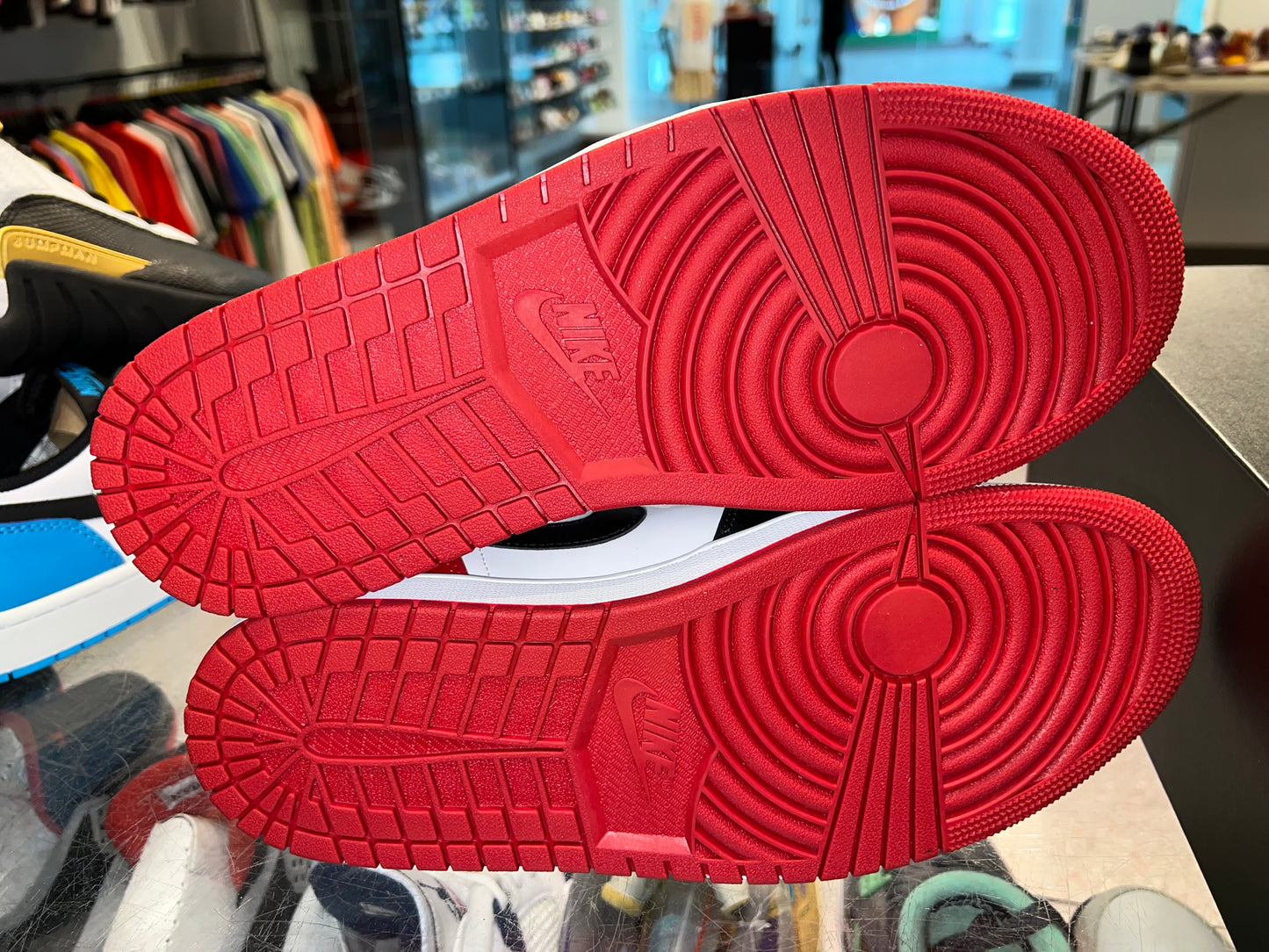 Size 10.5 Air Jordan 1 Low "Bred Toe" Brand New (Mall)