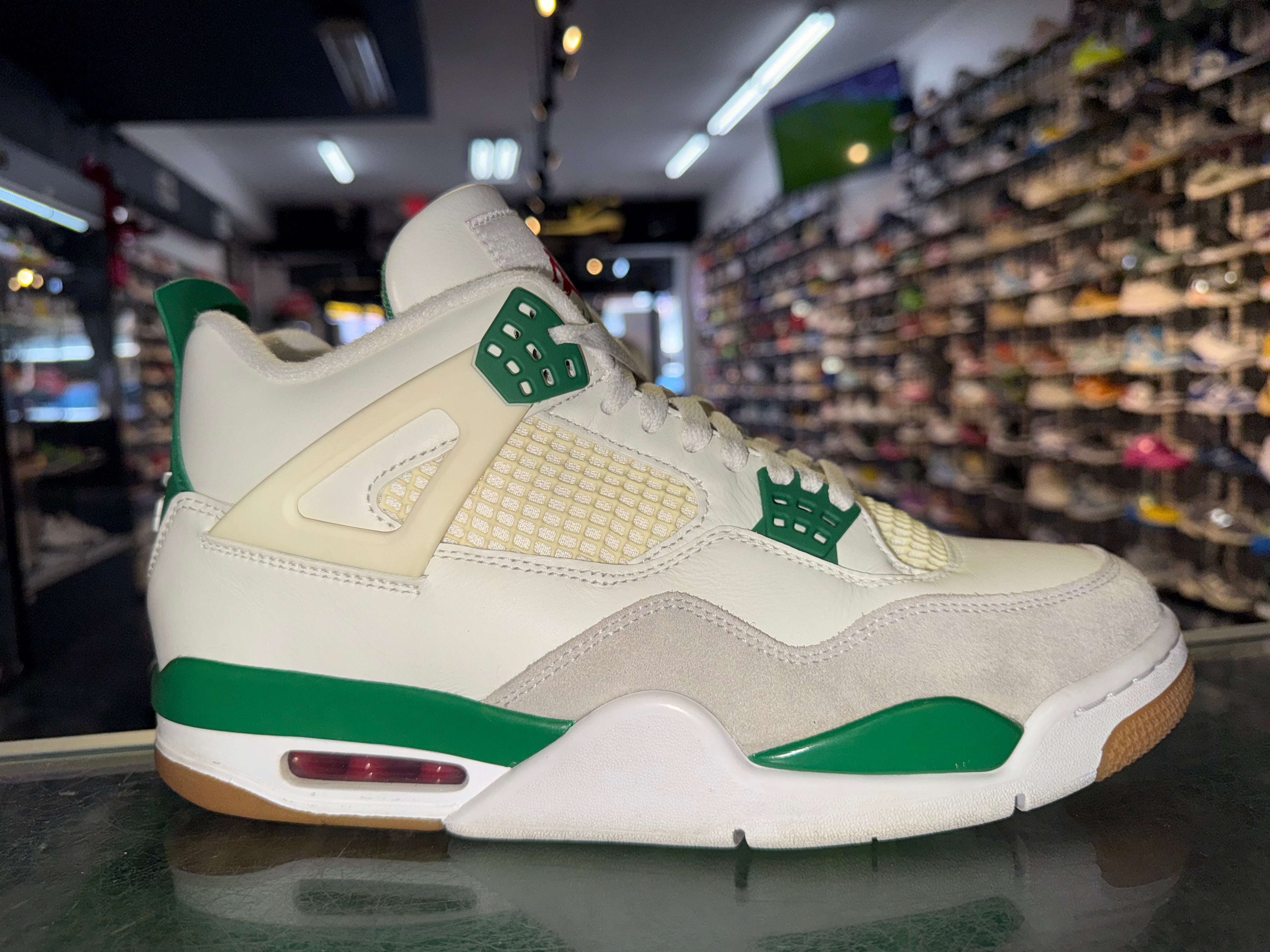 Size 10 Air Jordan 4 SB "Pine Green"