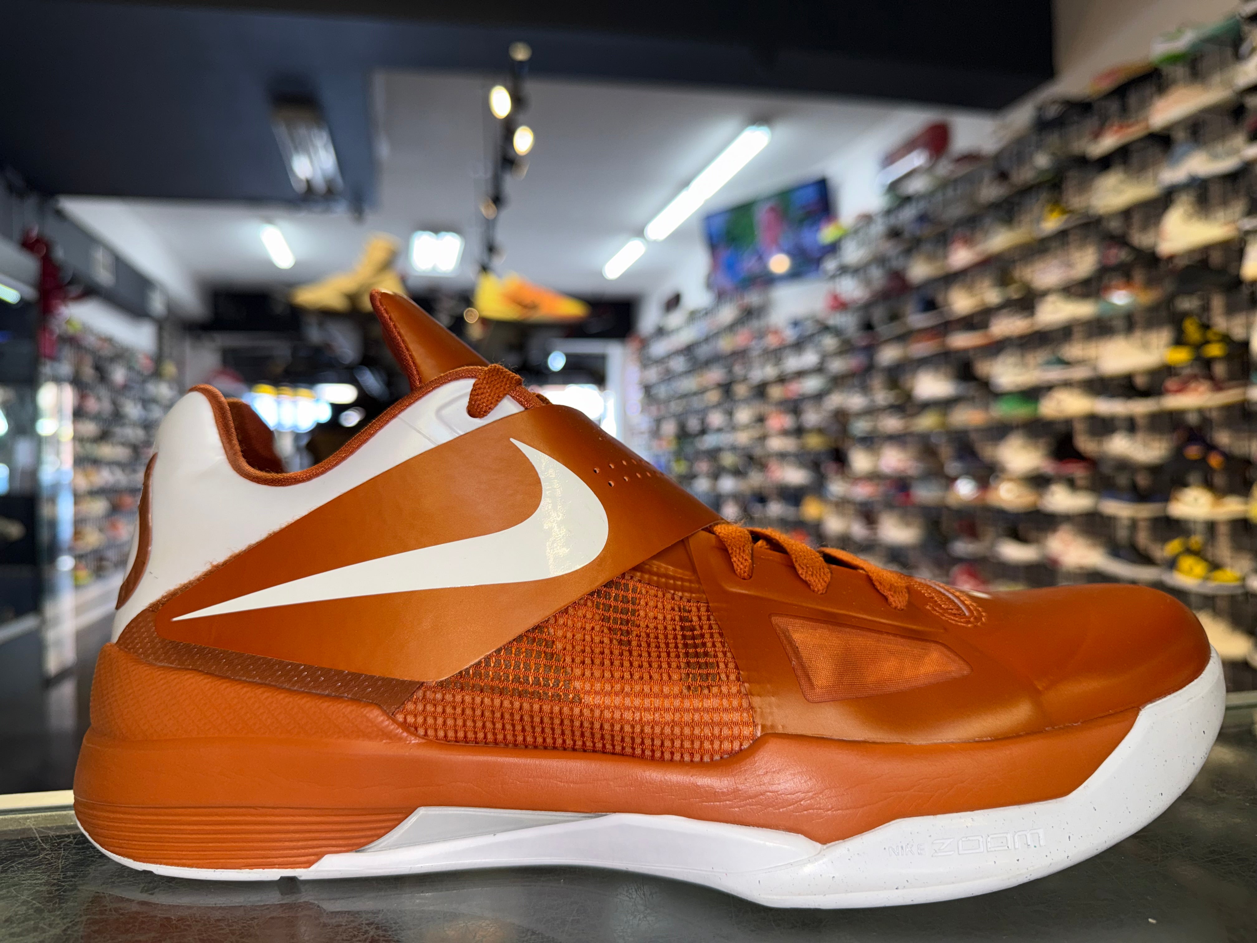 Size 12 KD 4 "Texas"