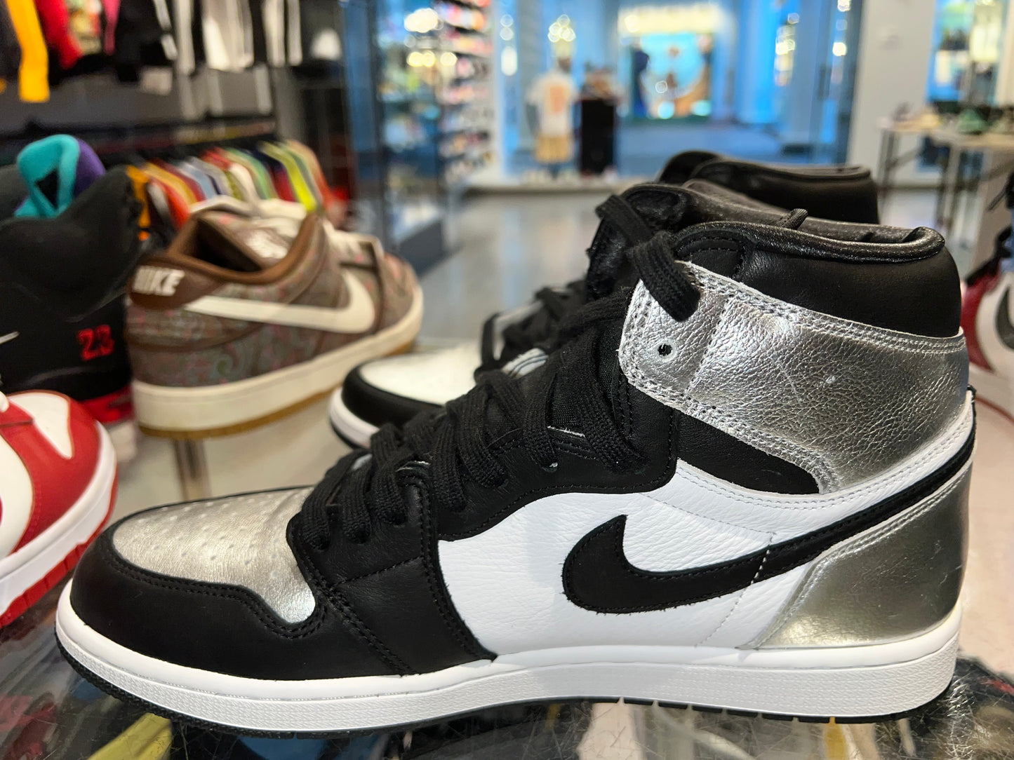 Size 10.5 (12w) Air Jordan 1 “Silver Toe” (Mall)
