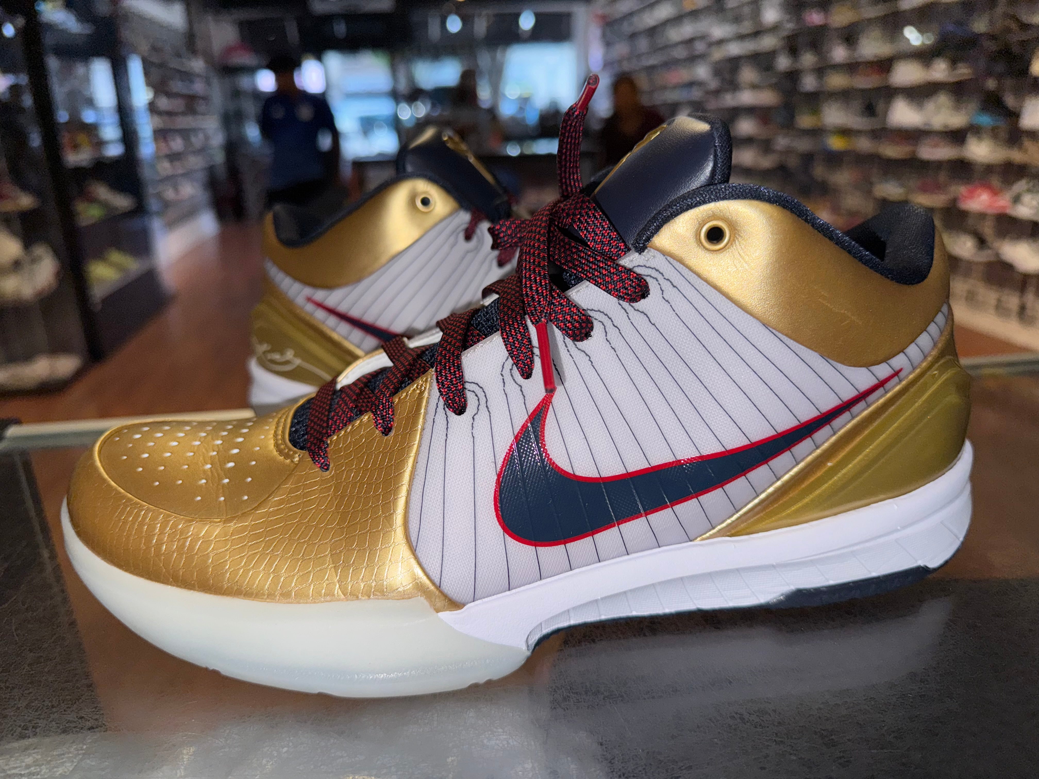 Size 10 Kobe 4 Protro “Gold Medal”
