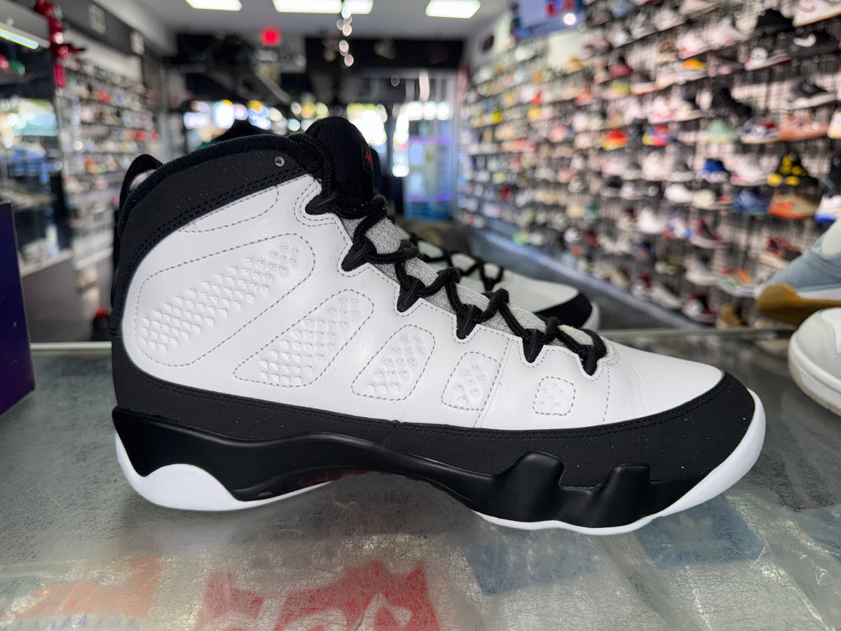 Air Jordan 9 OG Space Jam 2026 sneaker, pre-owned, size 10 – view 3