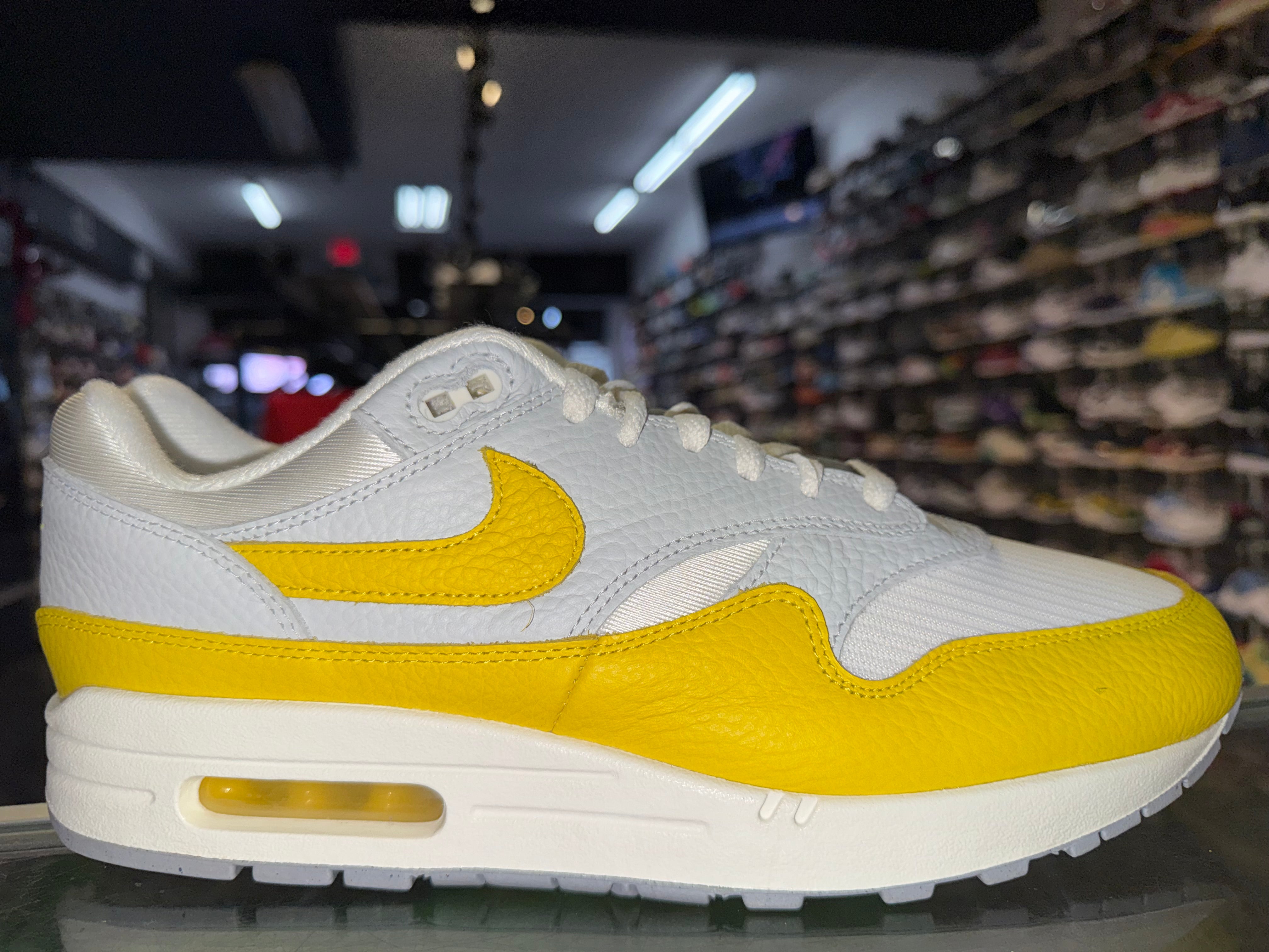 Size 11 (12.5) Air Max 1 "Tour Yellow"